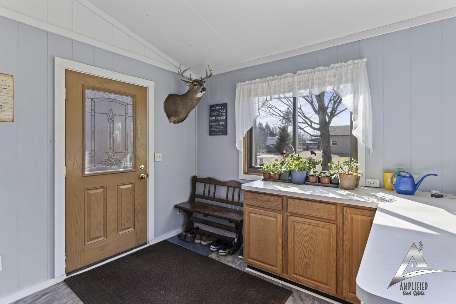 5400 Phyllis Drive Property Photo 6