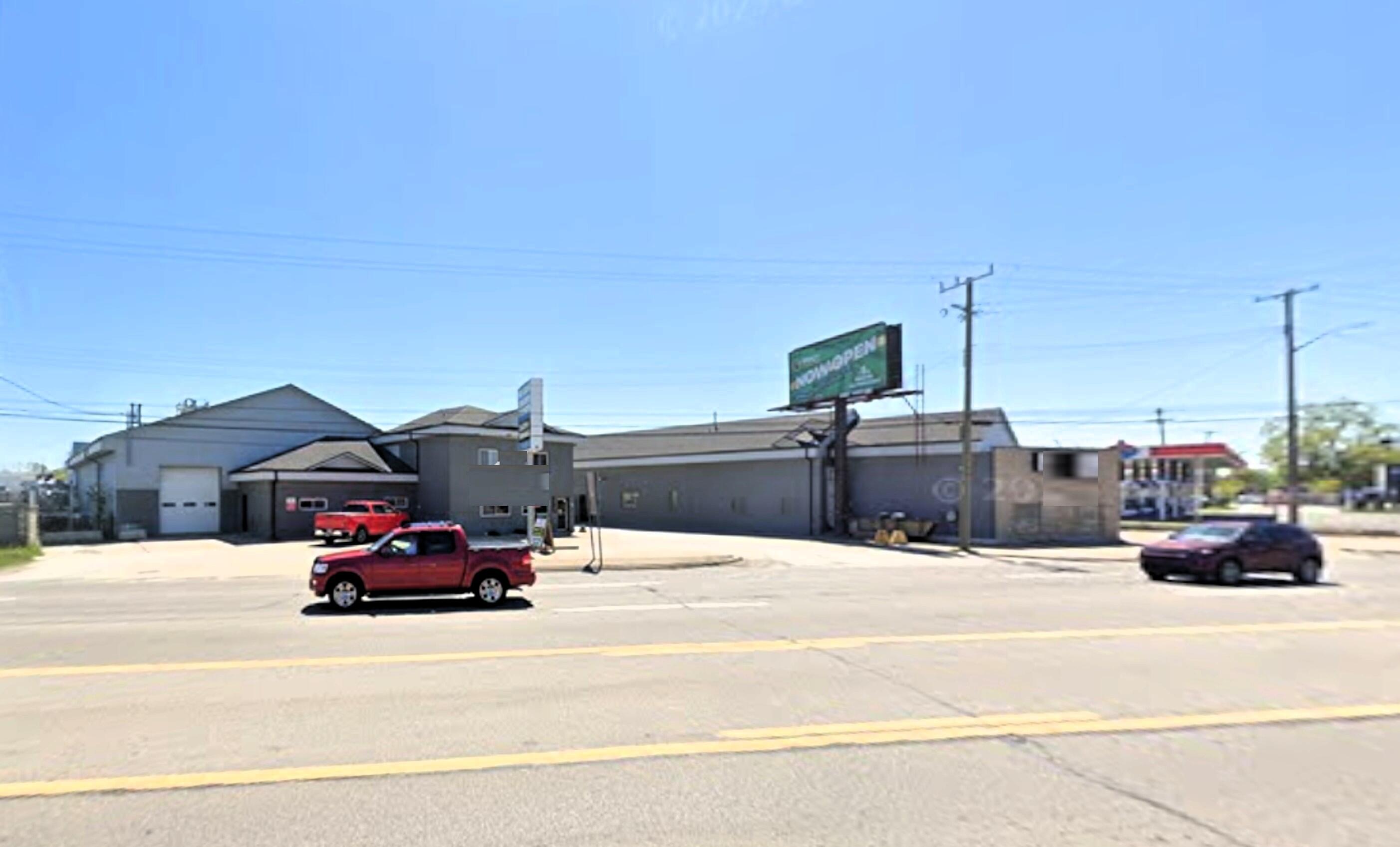 29100 Groesbeck Highway Property Photo 1