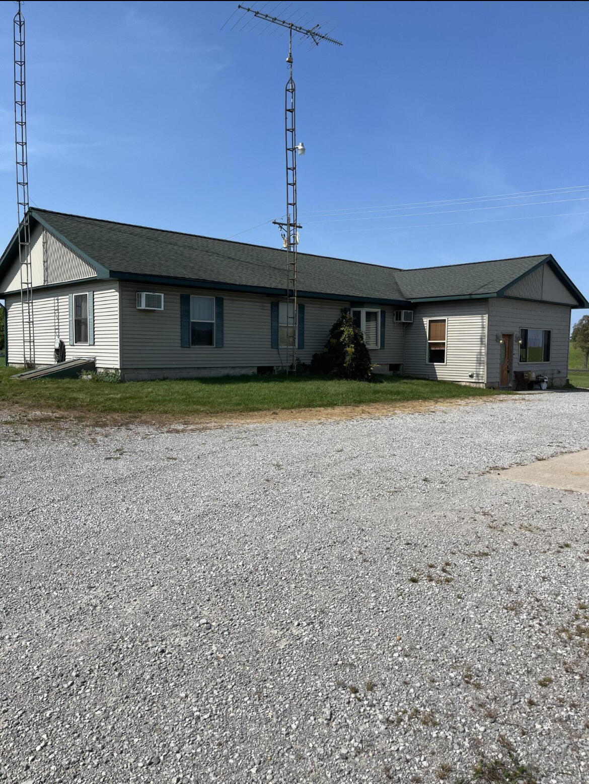 8181 15 Mile Road Property Photo 1