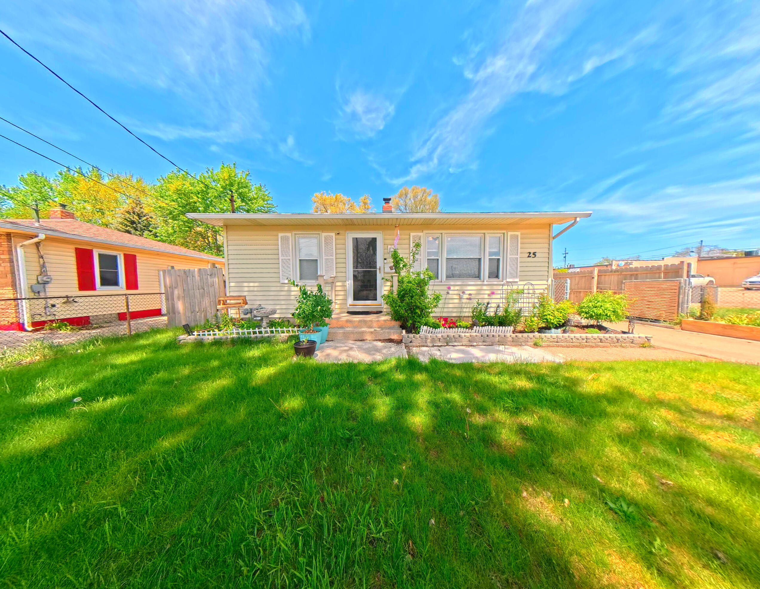 25 Maplelawn Street Sw Property Photo 1