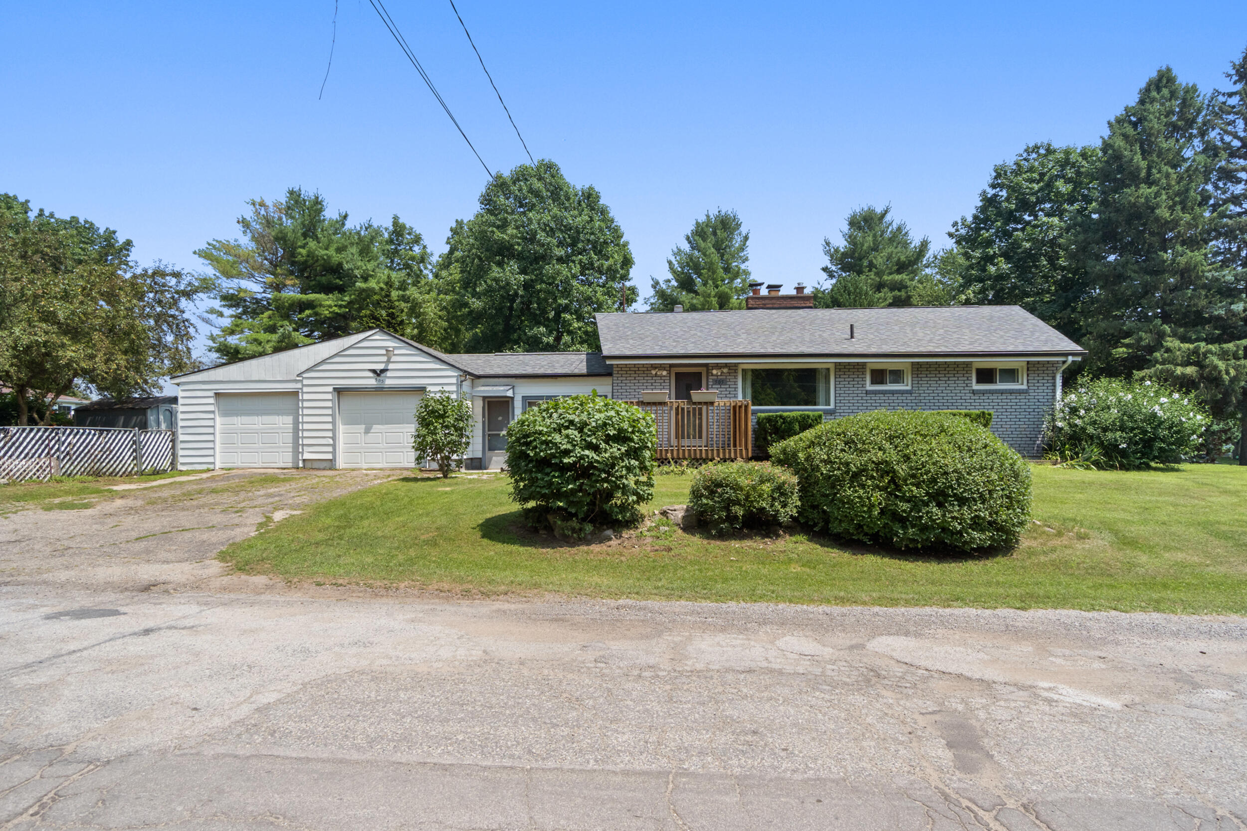 505 Jacqueline Street Property Photo 1