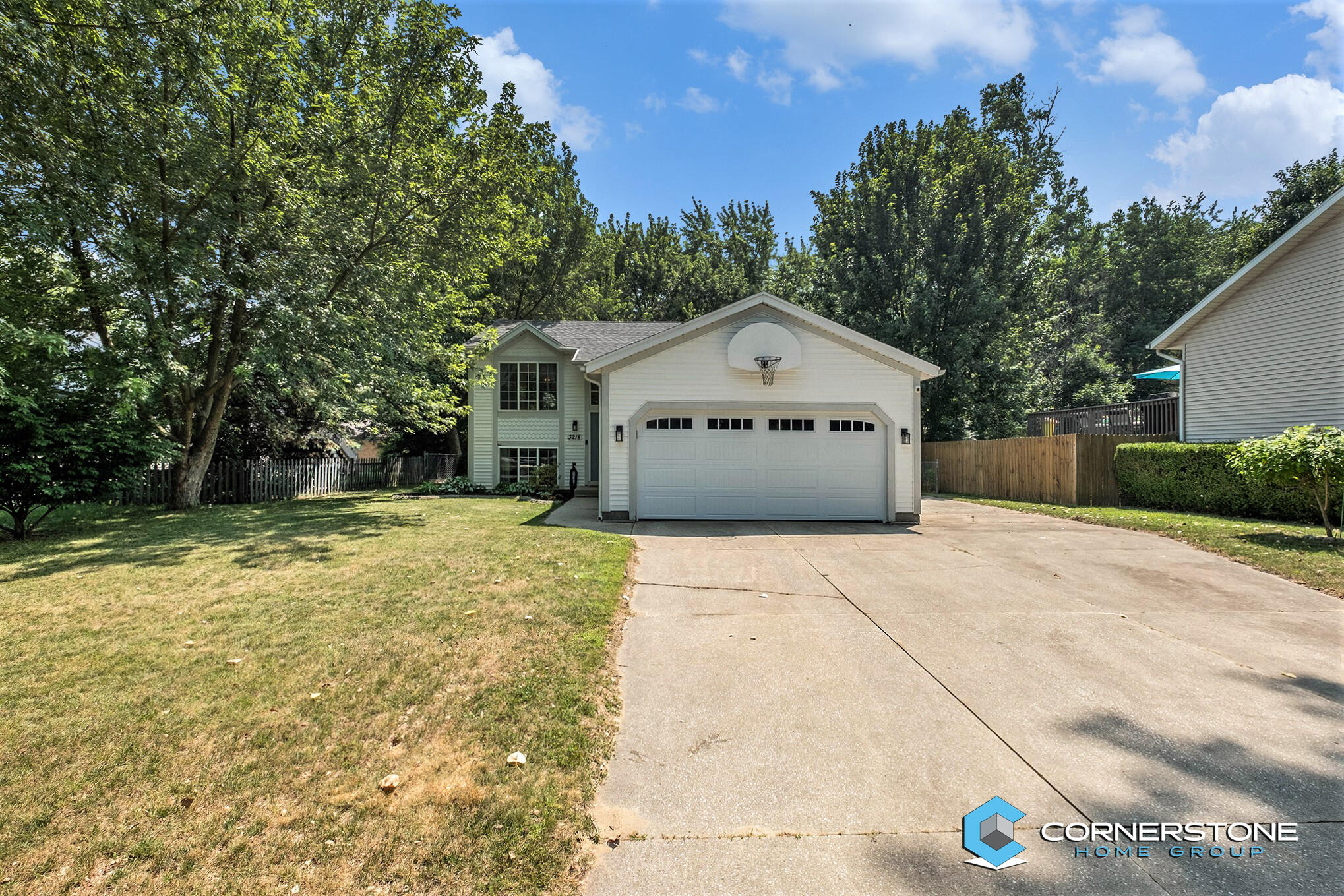 3218 Hazelnut Drive Nw Property Photo 1