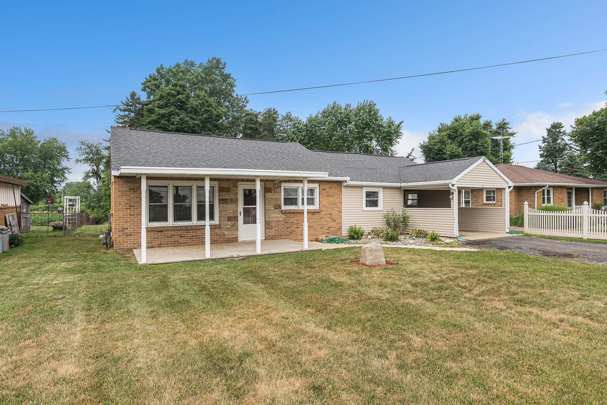 218 S Matteson Lake Road Property Photo 1