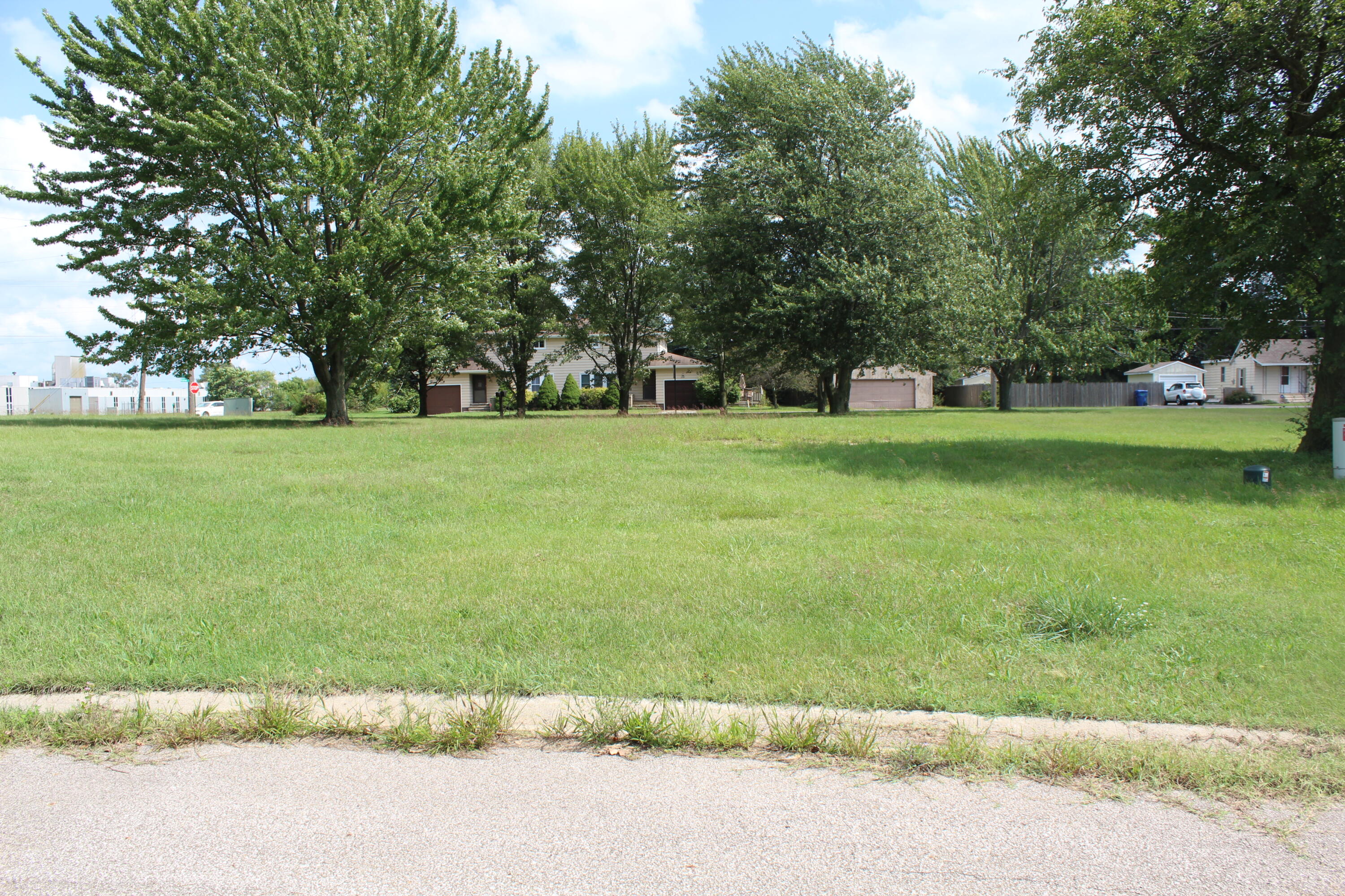 719 Manor Wood Circle 27 Property Photo 1