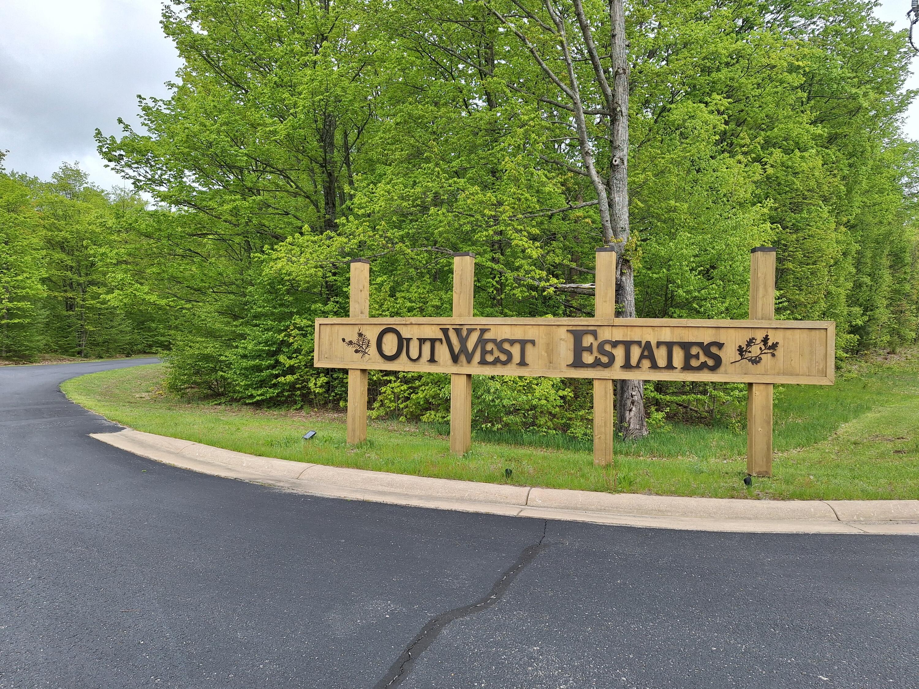 00 Hardwood Circle Property Photo 1