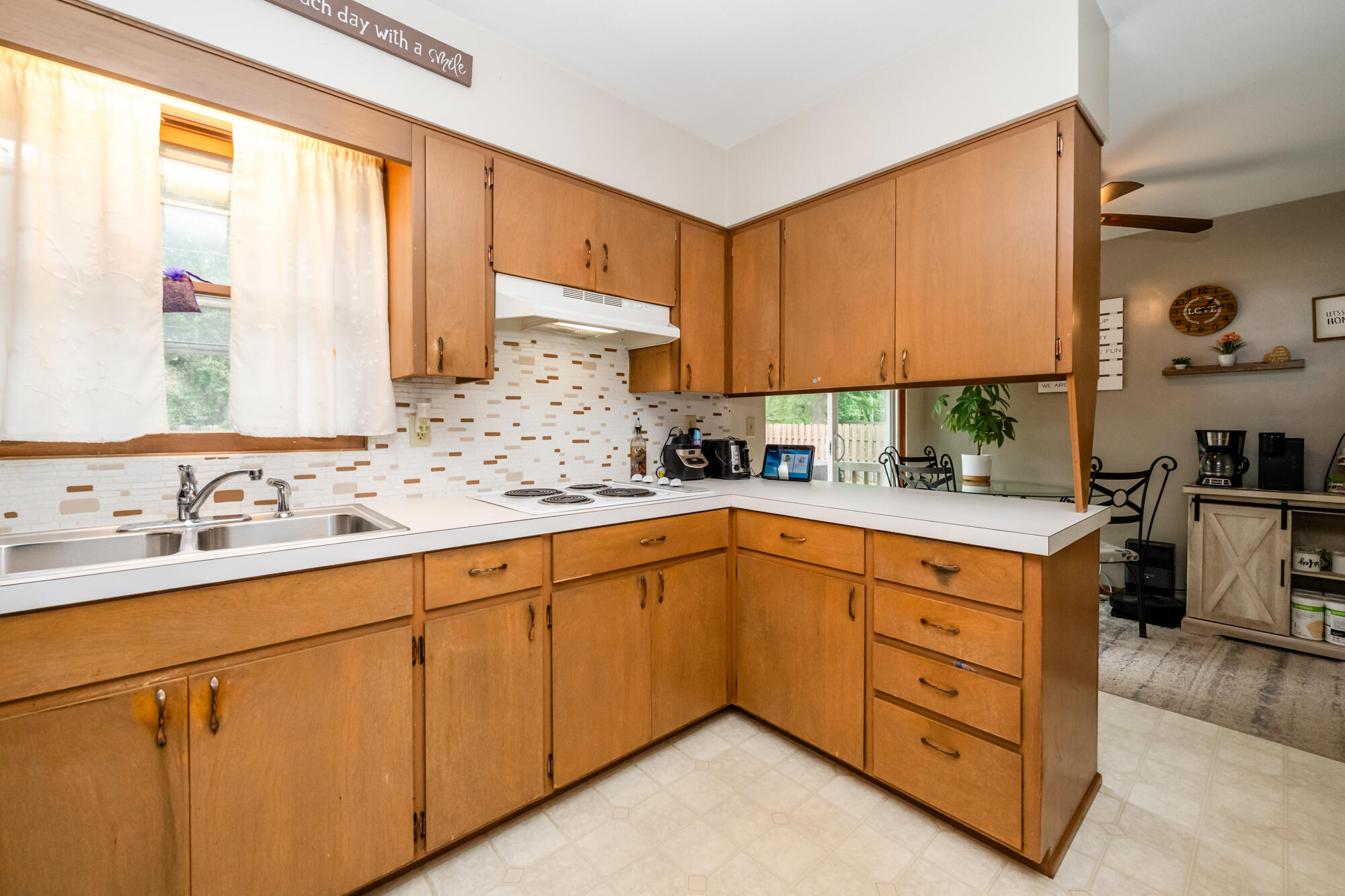 1395 Wilshire Terrace Property Photo 9