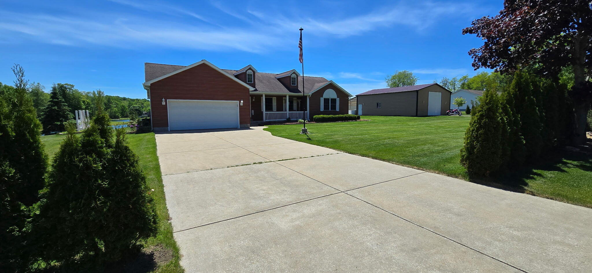 8683 E Hawley Road Property Photo 1