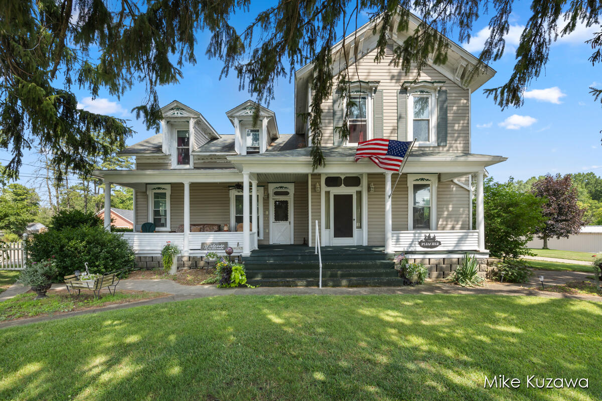3492 Main Street Property Photo 1