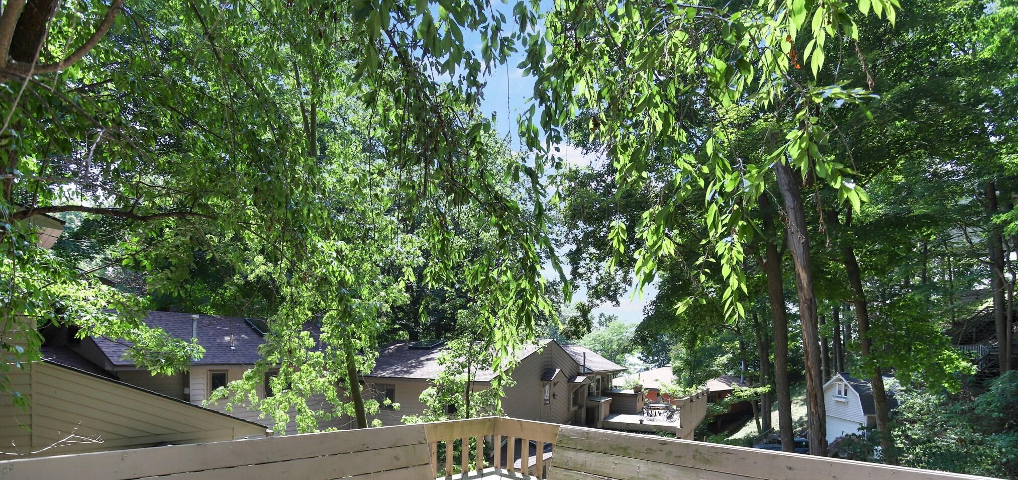 4719 Foxhill Lane Property Photo 2