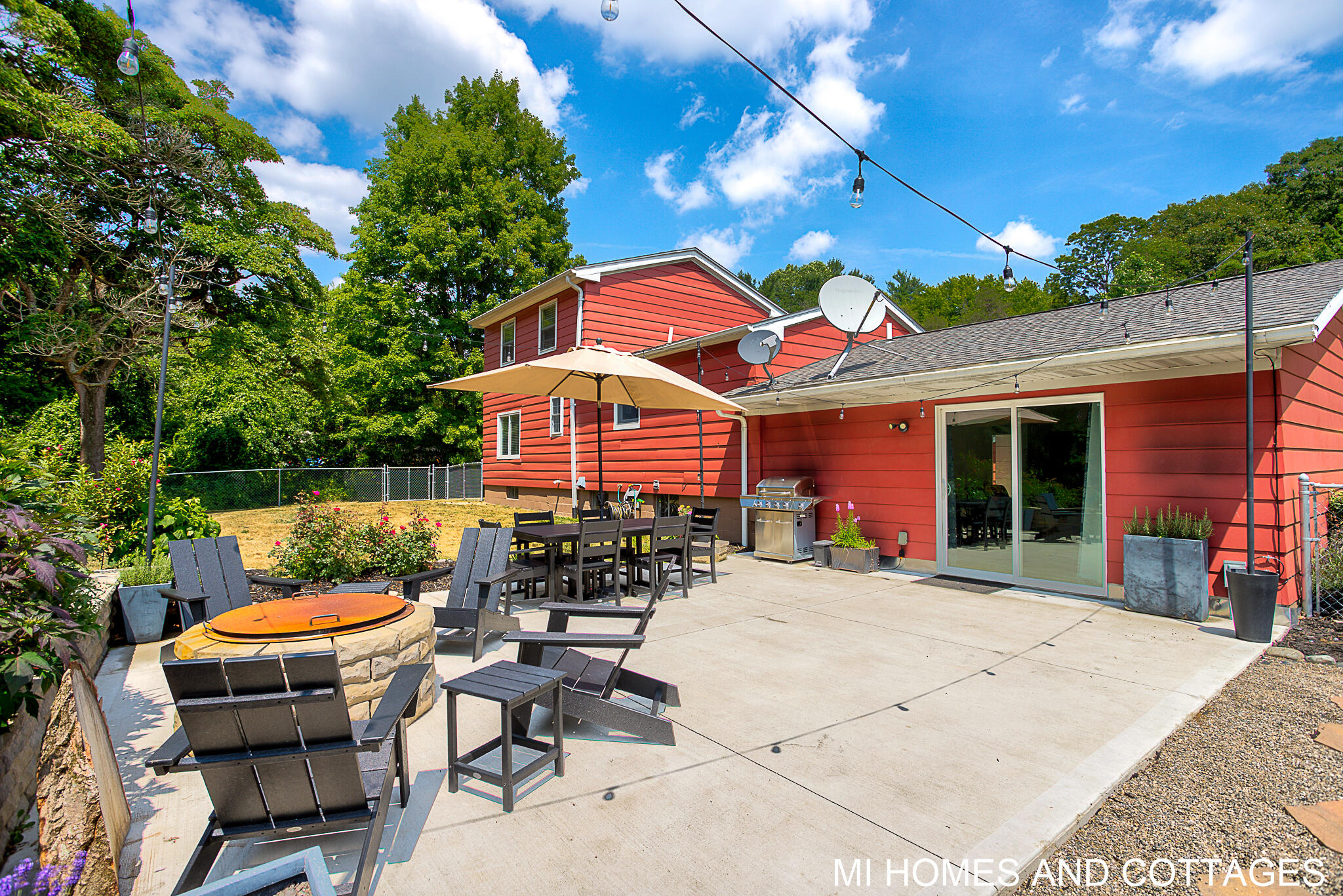 4080 64th Property Photo 6