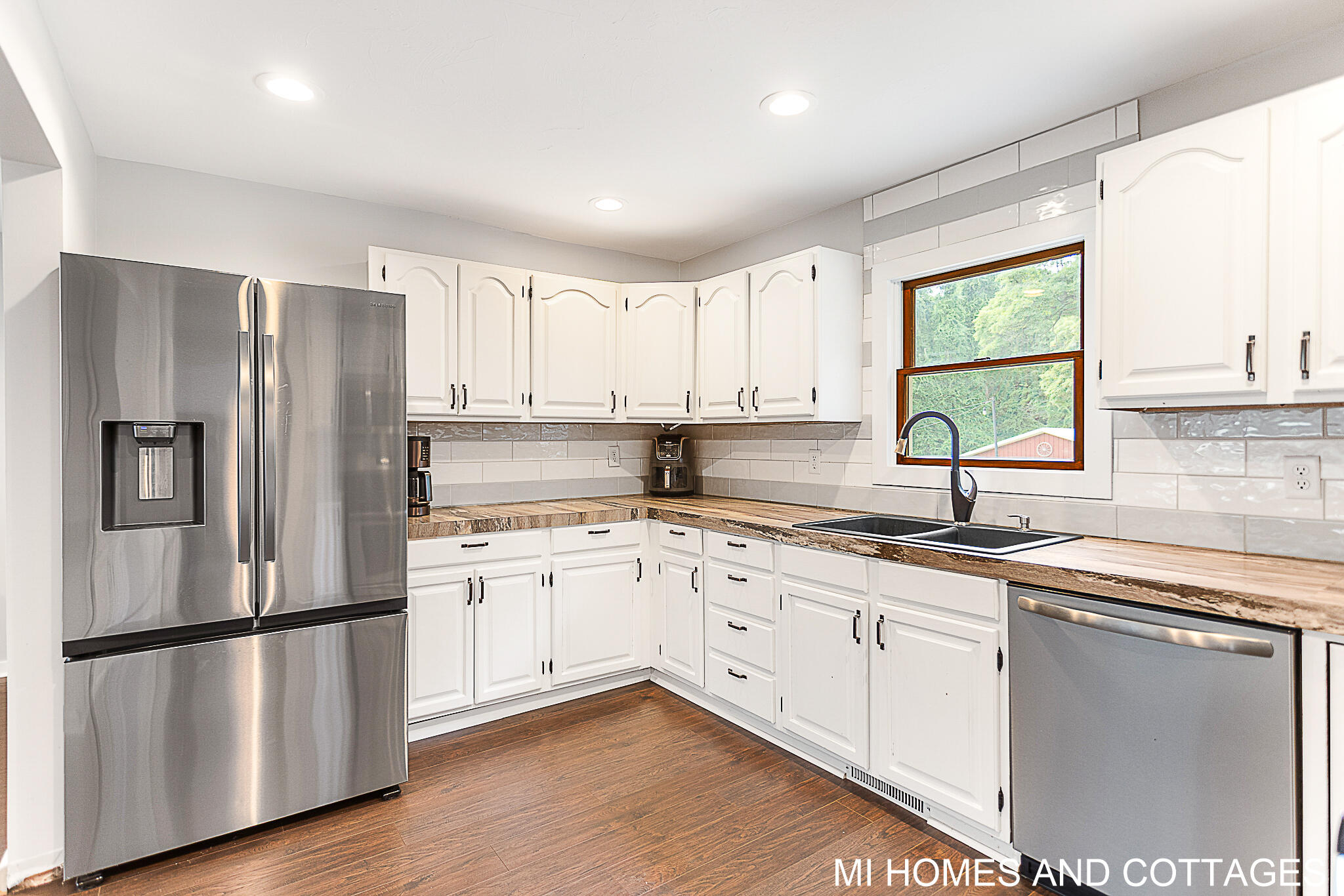 4080 64th Property Photo 11