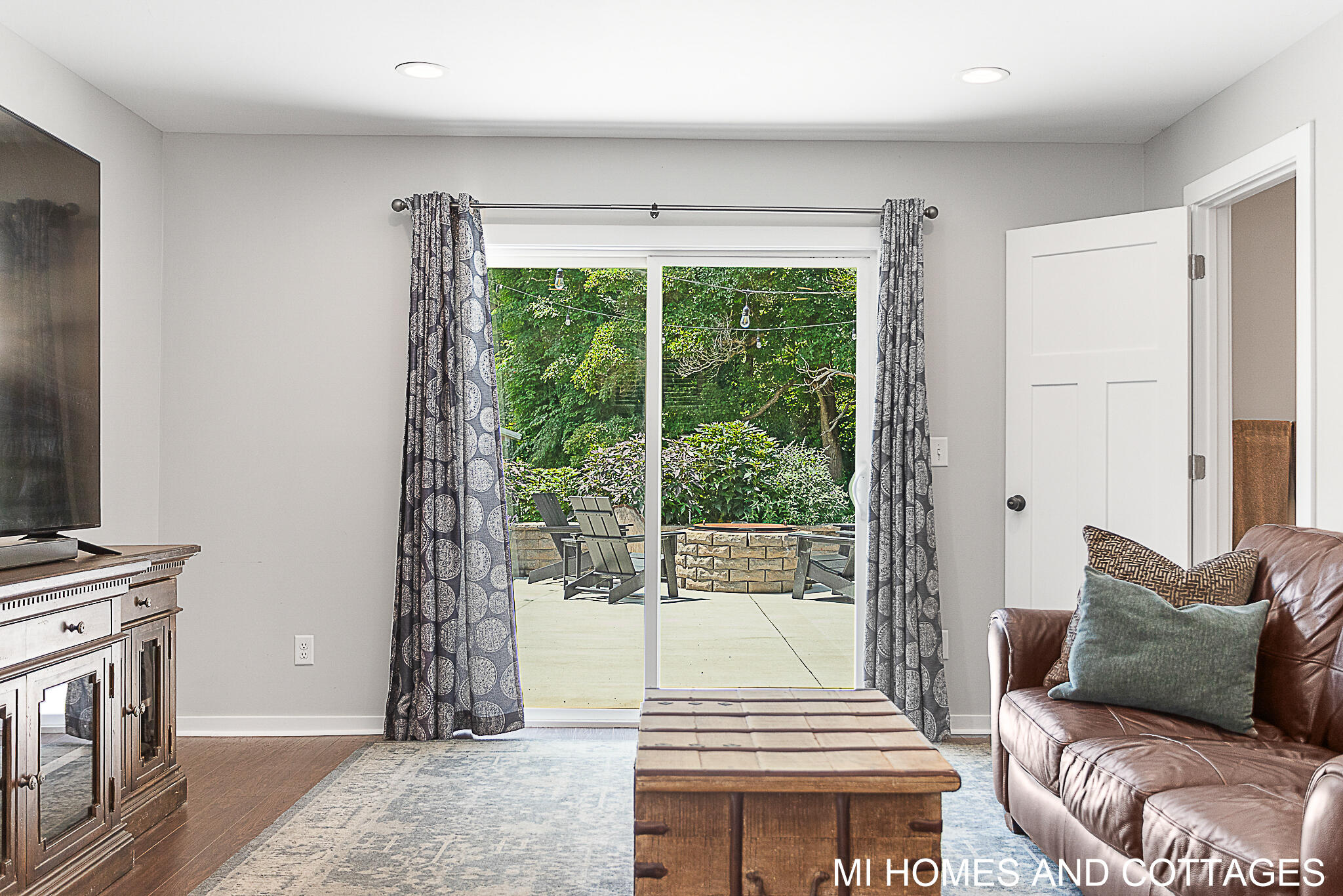 4080 64th Property Photo 16