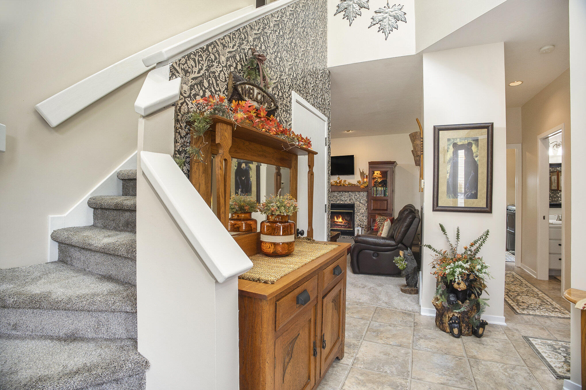 598 Jasmine Drive Property Photo 4