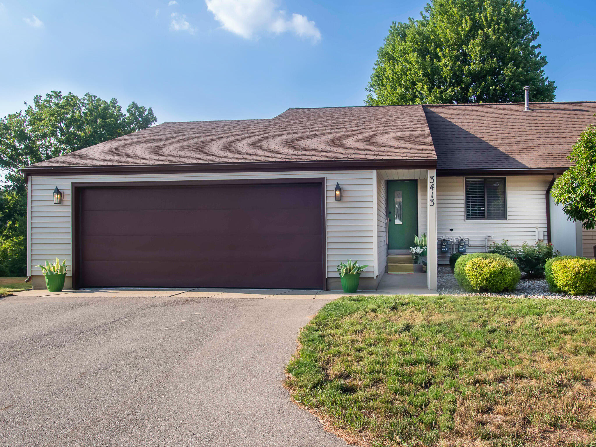 3413 Brookview Court Property Photo 1