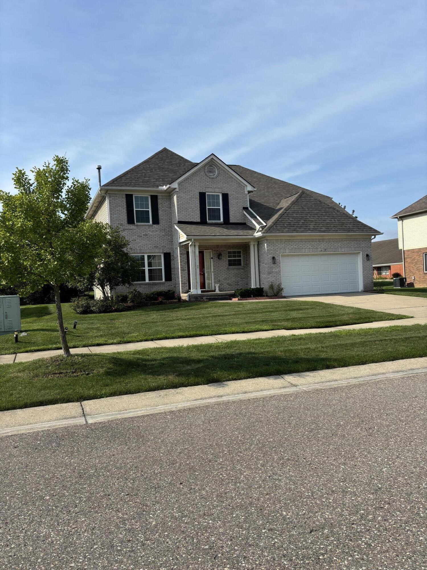 2119 Cattail Circle Property Photo 2