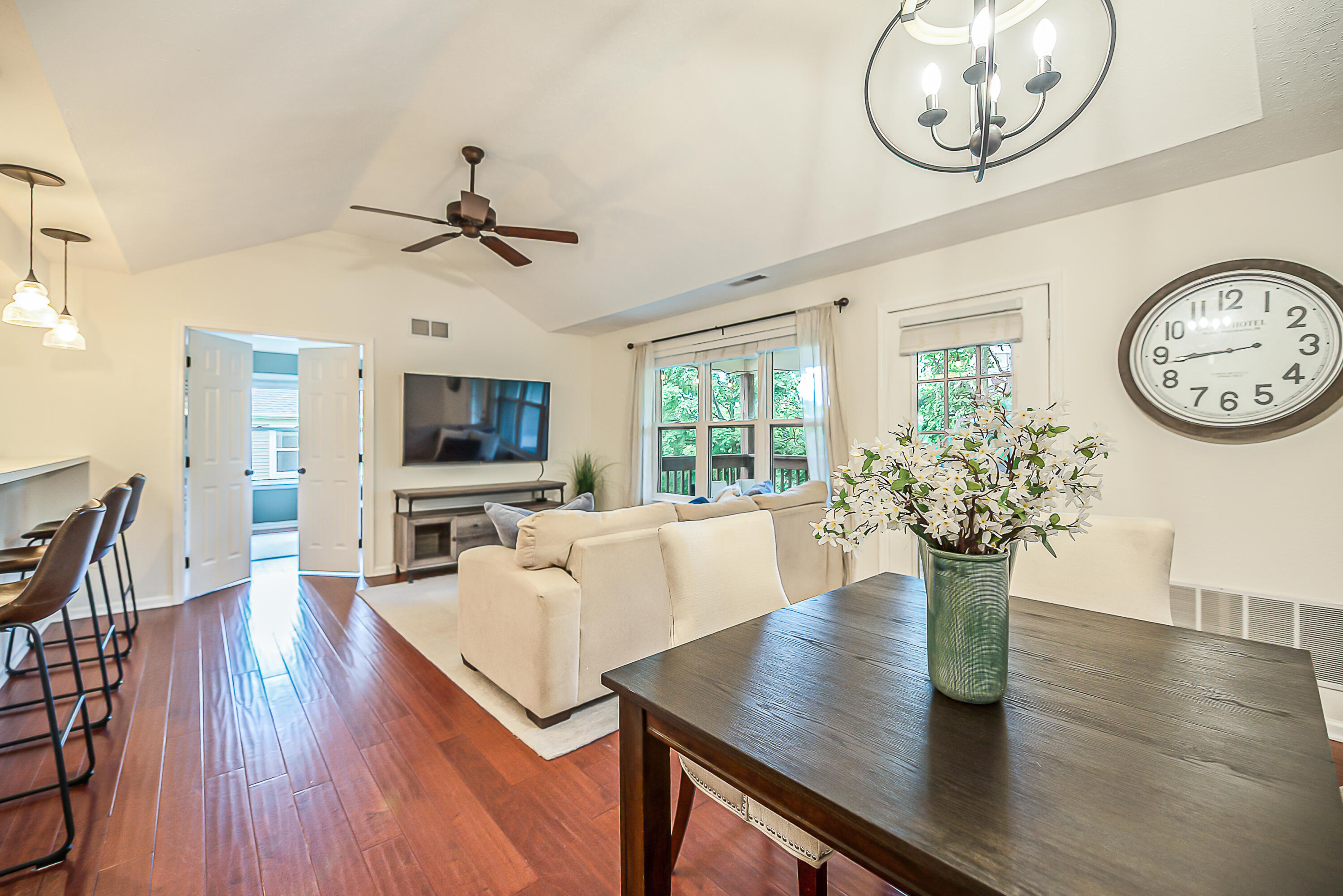 1321 Heatherwood Property Photo 1