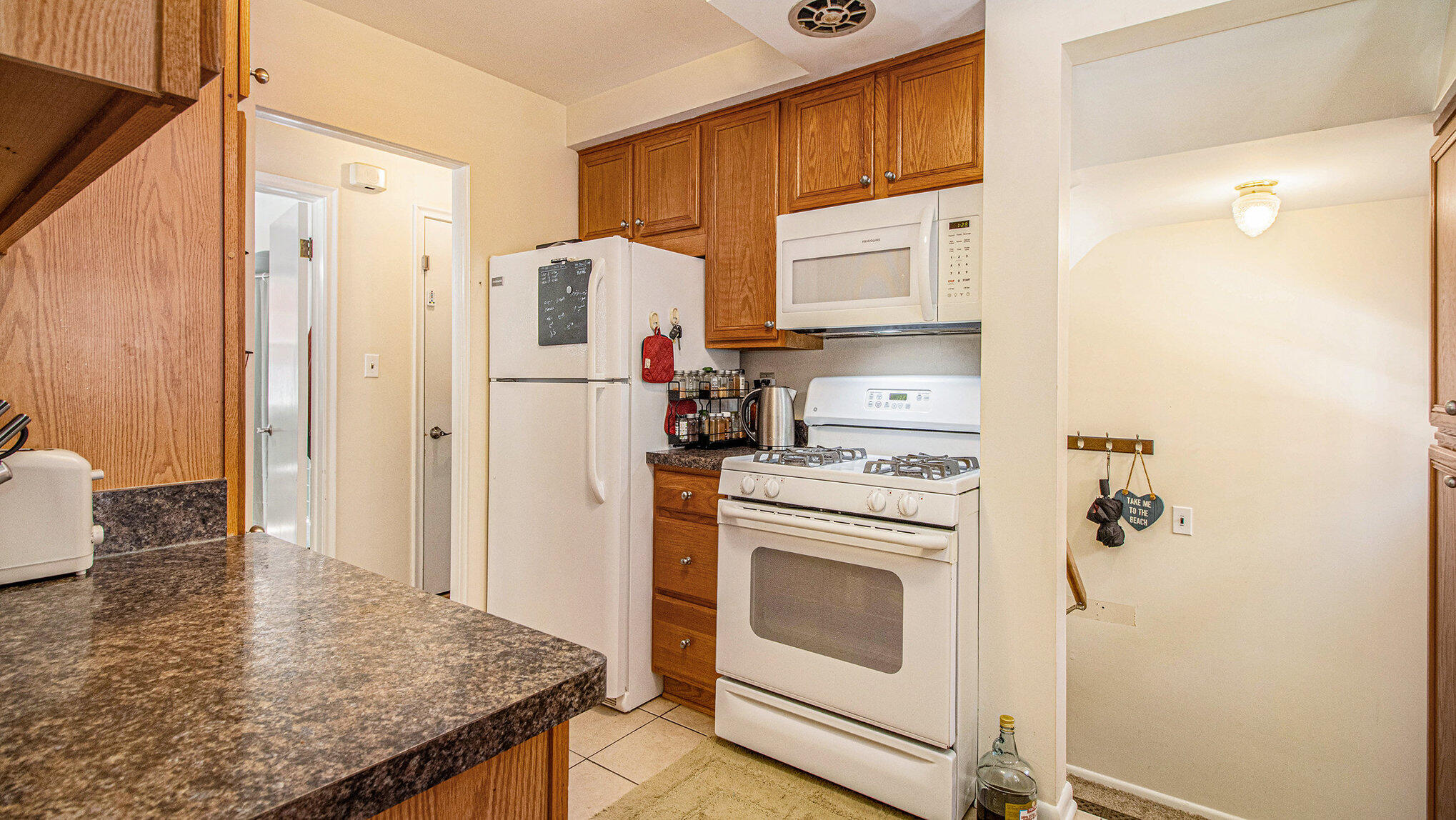 3756 Grindley Park Street Property Photo 6