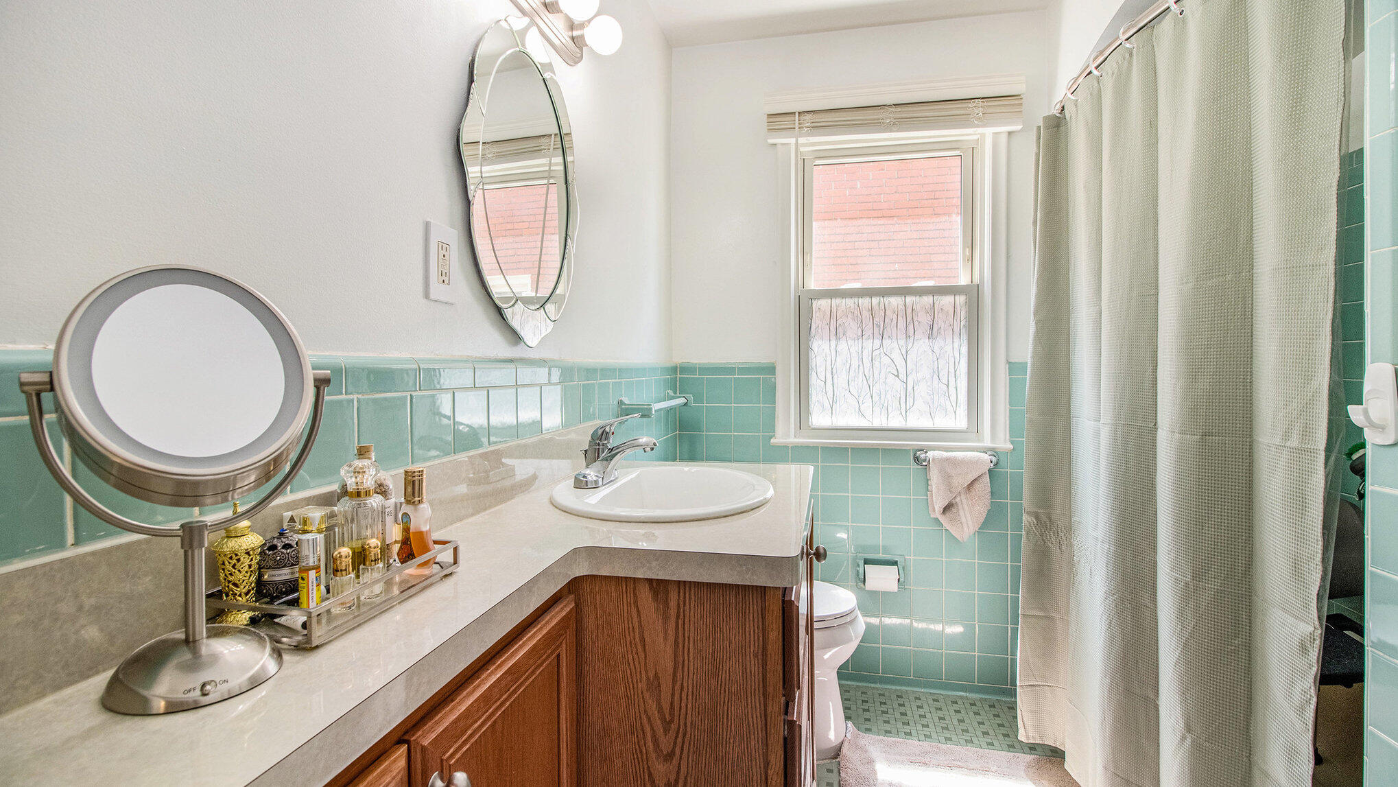 3756 Grindley Park Street Property Photo 12