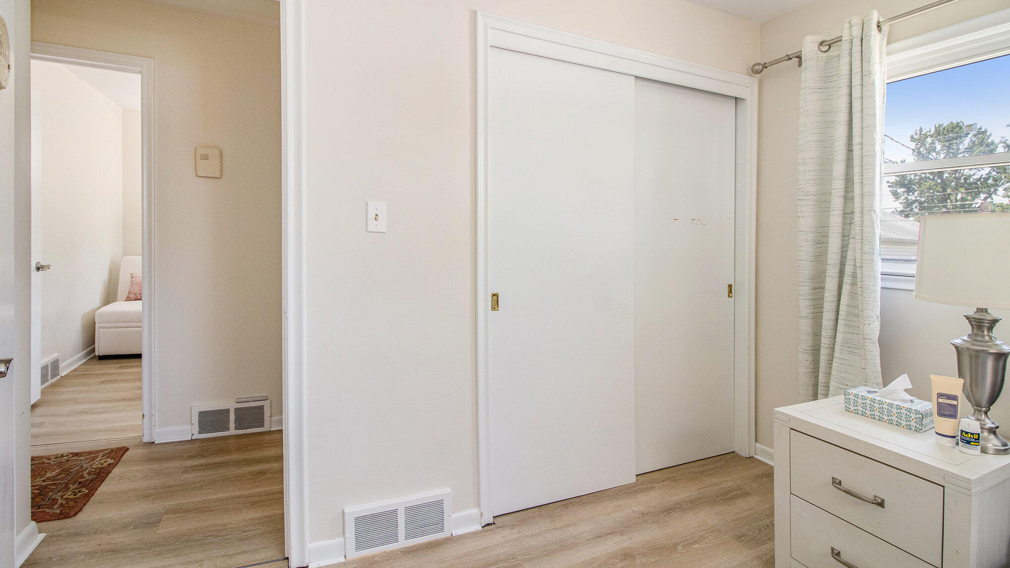 3756 Grindley Park Street Property Photo 14
