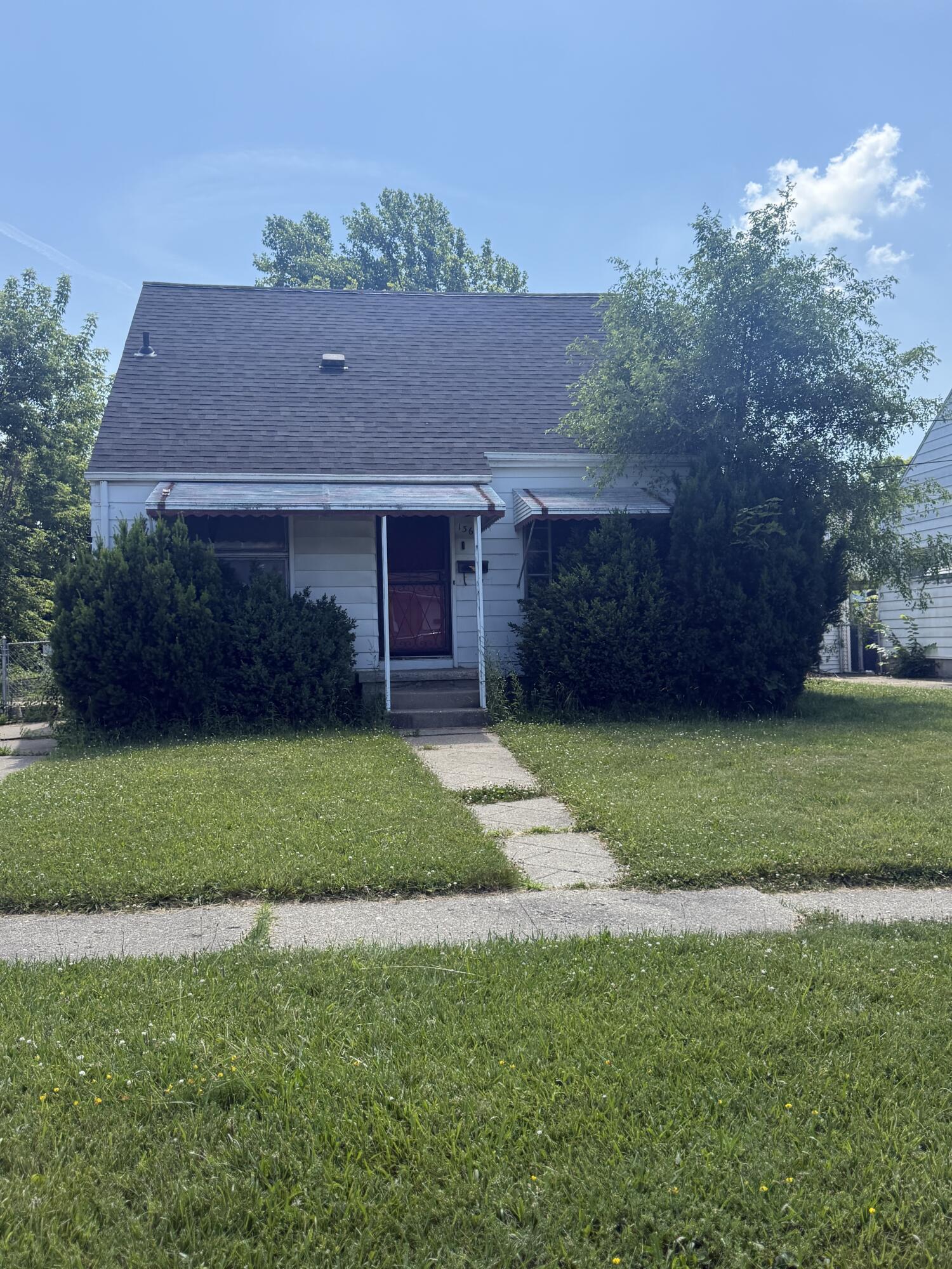 1364 Sutton Avenue Property Photo 1