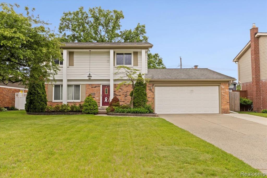 12360 Moers Drive Property Photo 1