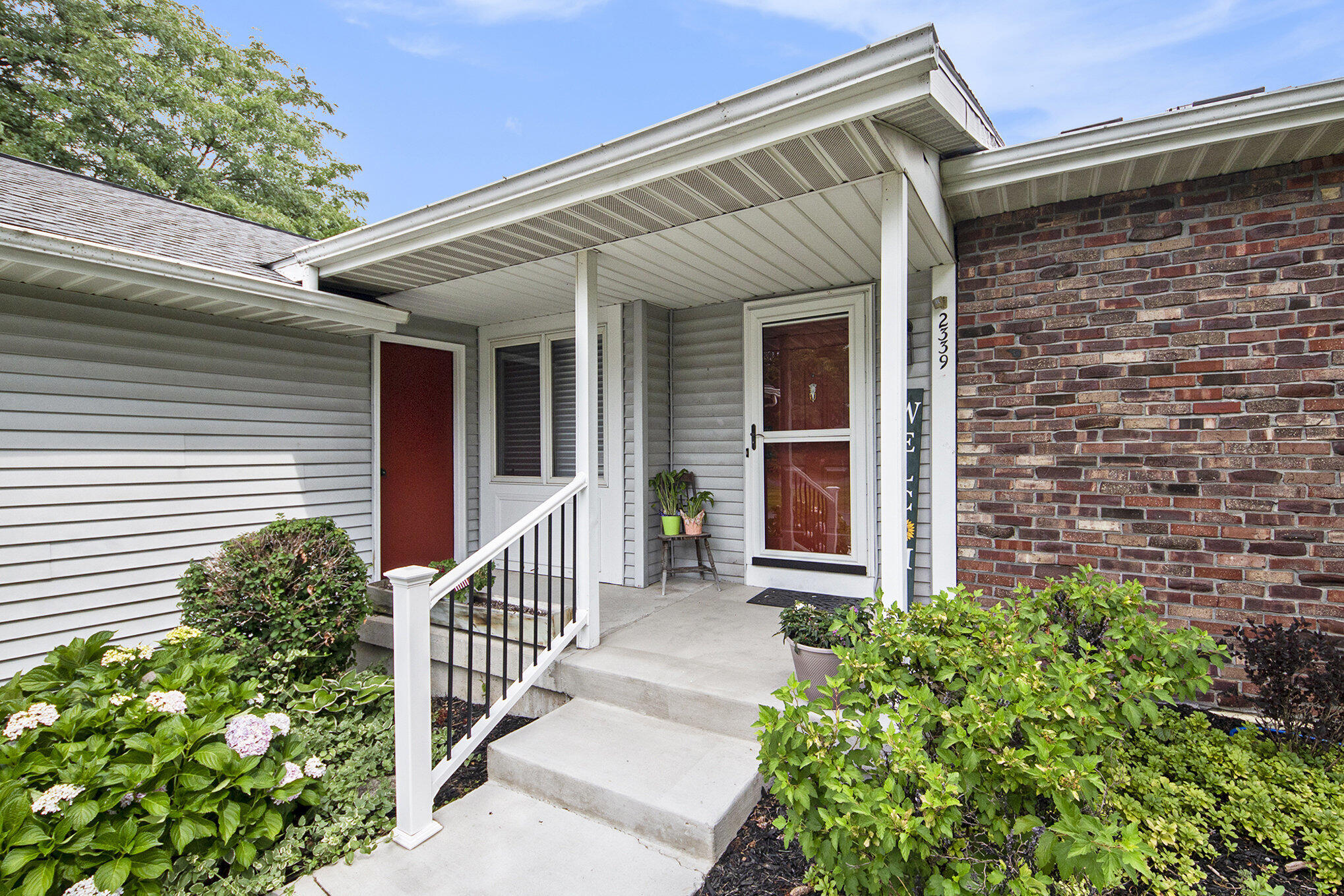 2339 Bridle Creek Street Se Property Photo 4