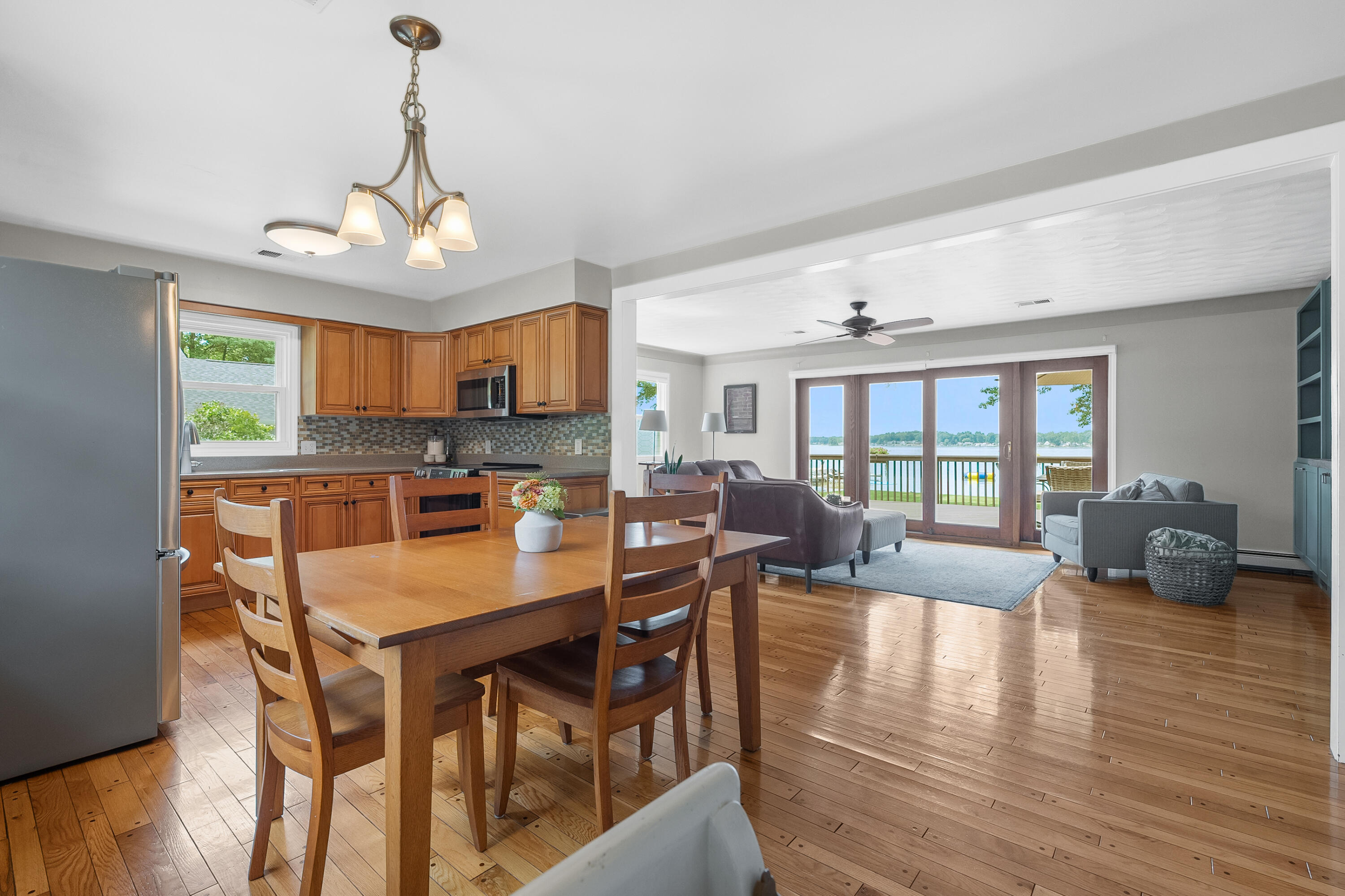 9340 E Shore Drive Property Photo 23