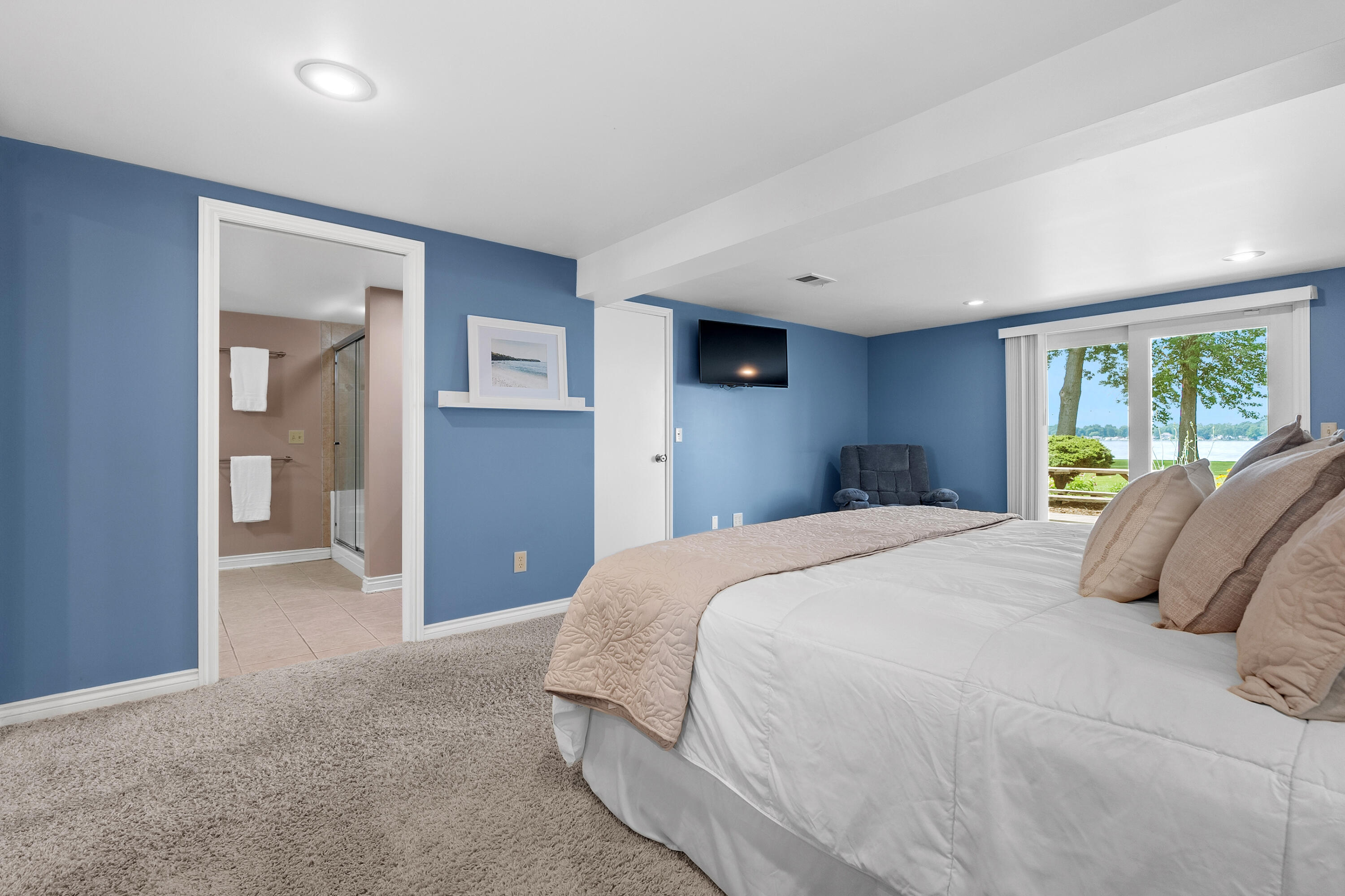 9340 E Shore Drive Property Photo 40