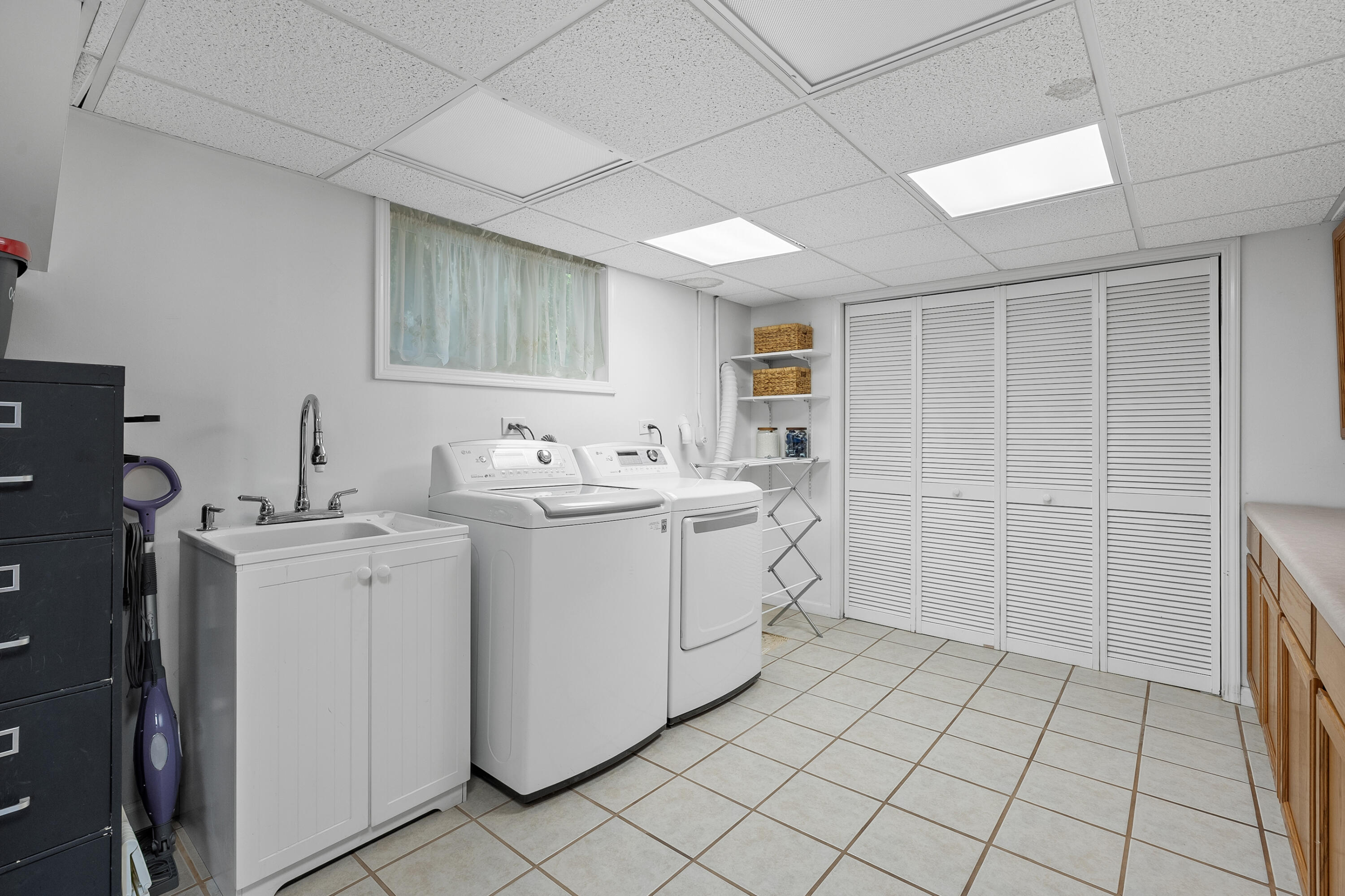9340 E Shore Drive Property Photo 43