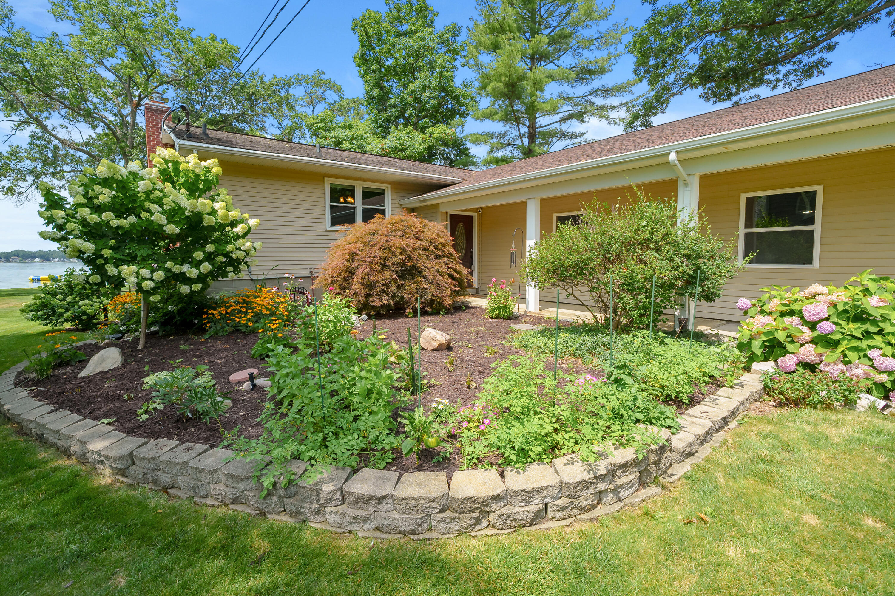 9340 E Shore Drive Property Photo 49