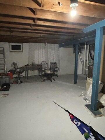 709 Griswold Street Property Photo 15