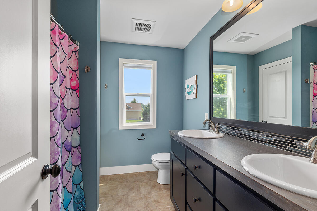 4270 Autumn Ridge Drive Property Photo 17