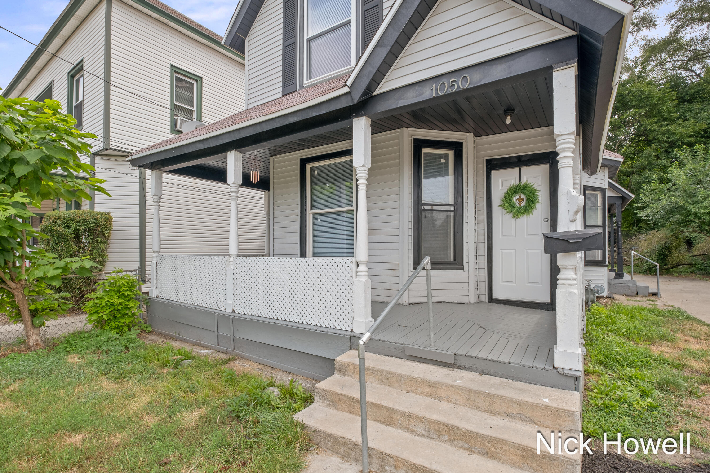 1050 Lafayette Avenue Se Property Photo 3