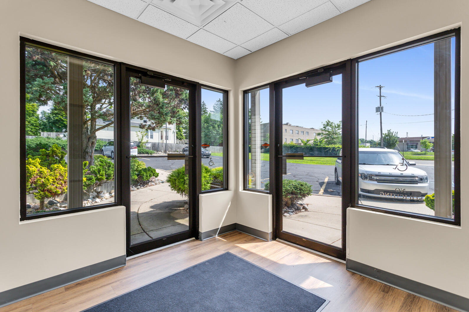 1418 E Michigan Avenue #2 Property Photo 2