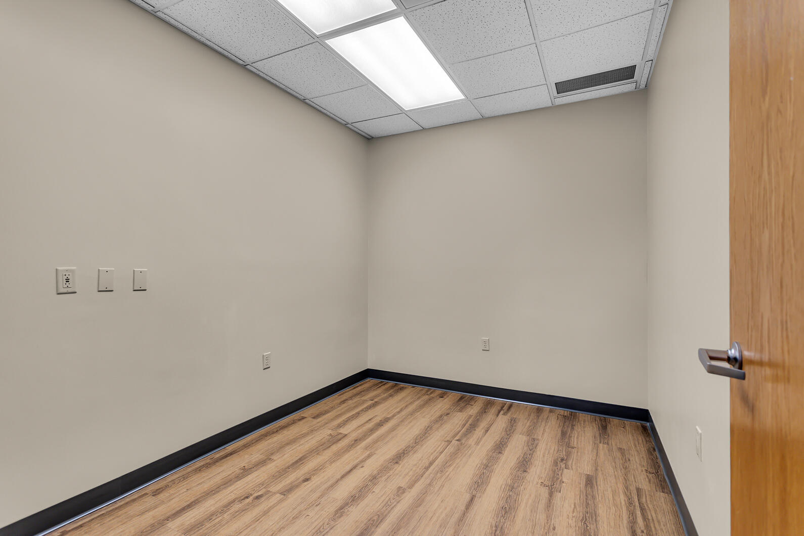1418 E Michigan Avenue #2 Property Photo 12