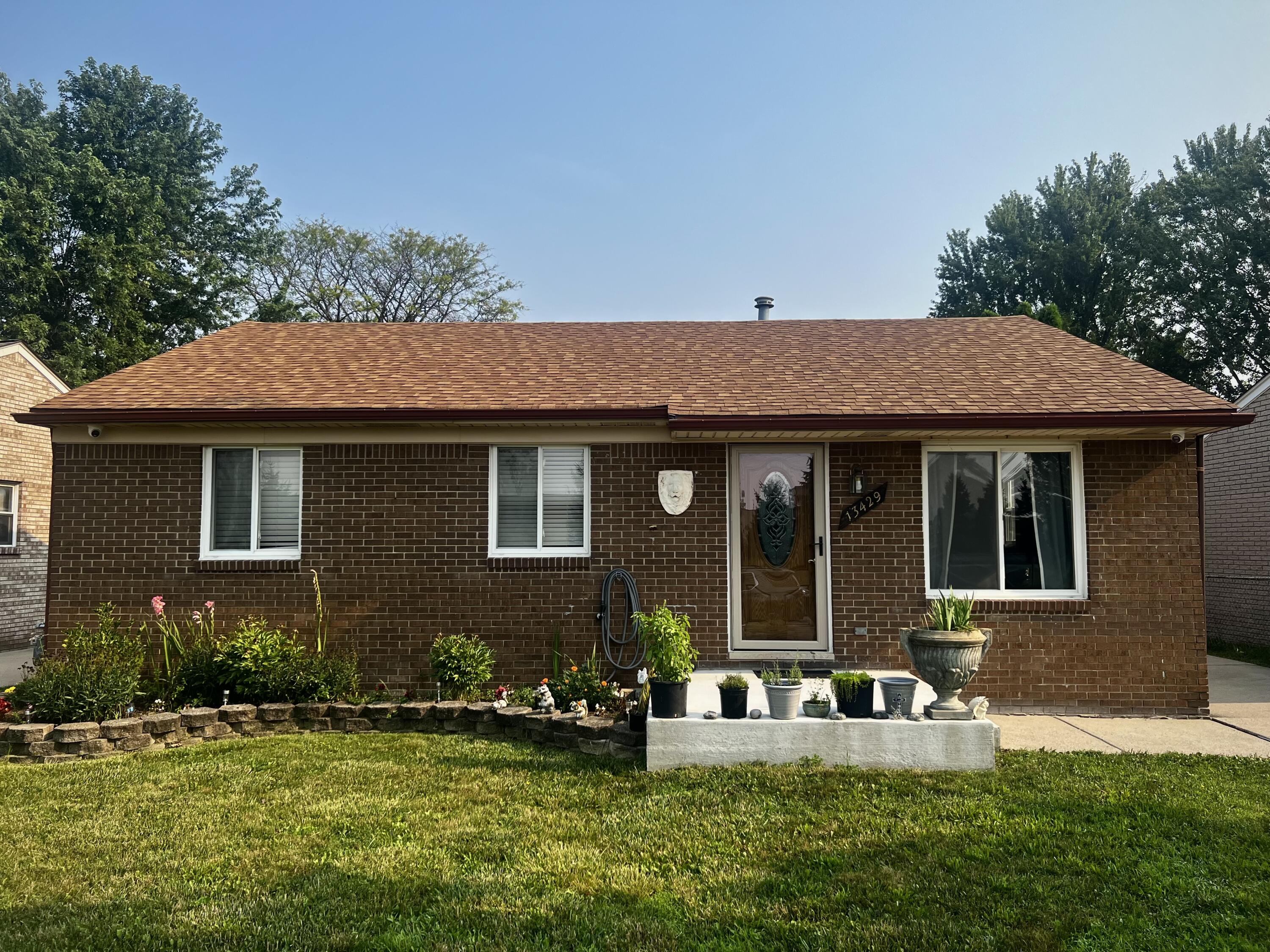 13429 Zagaiski Avenue Property Photo 1