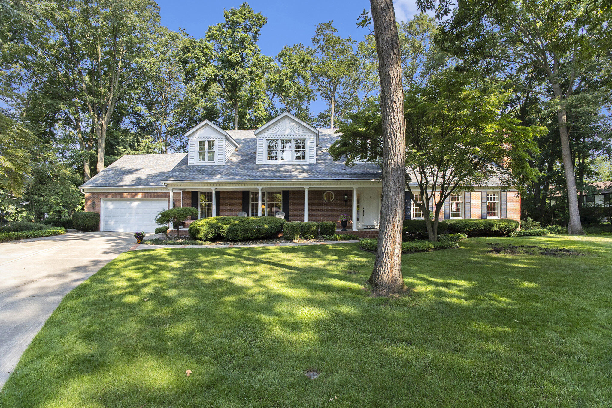 3026 Lamplite Circle Property Photo 1