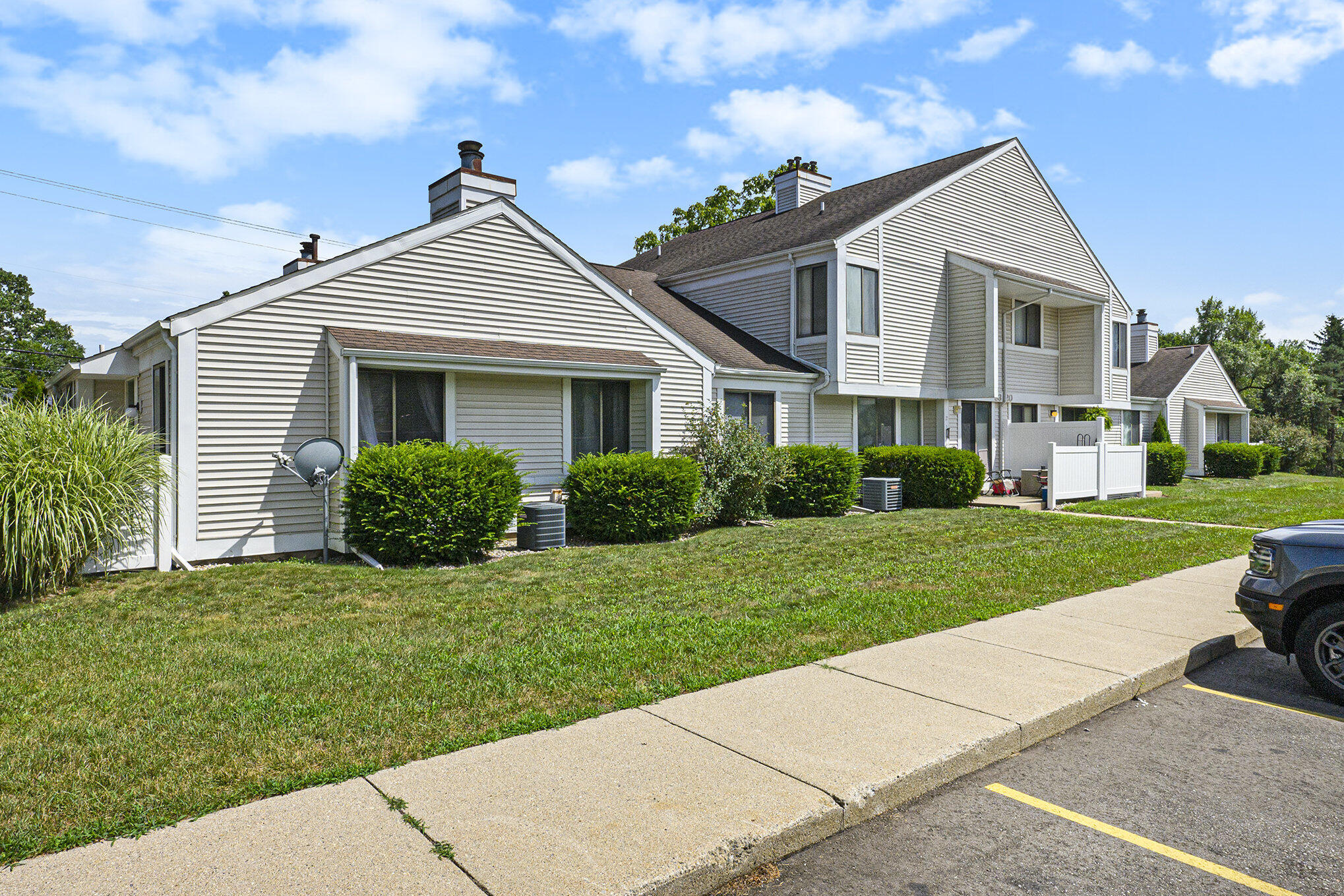 3320 Scots Pine Way, 7 Property Photo 1