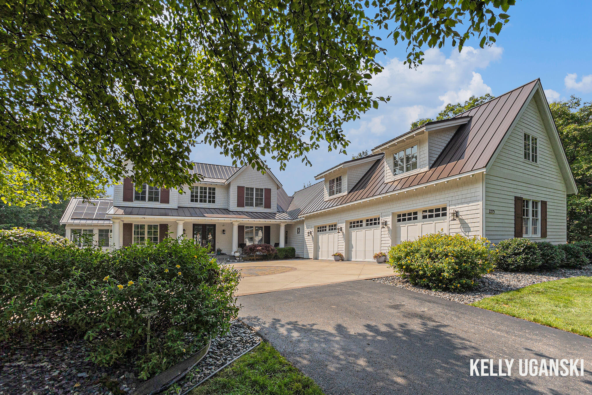 2275 North Scenic Drive Property Photo