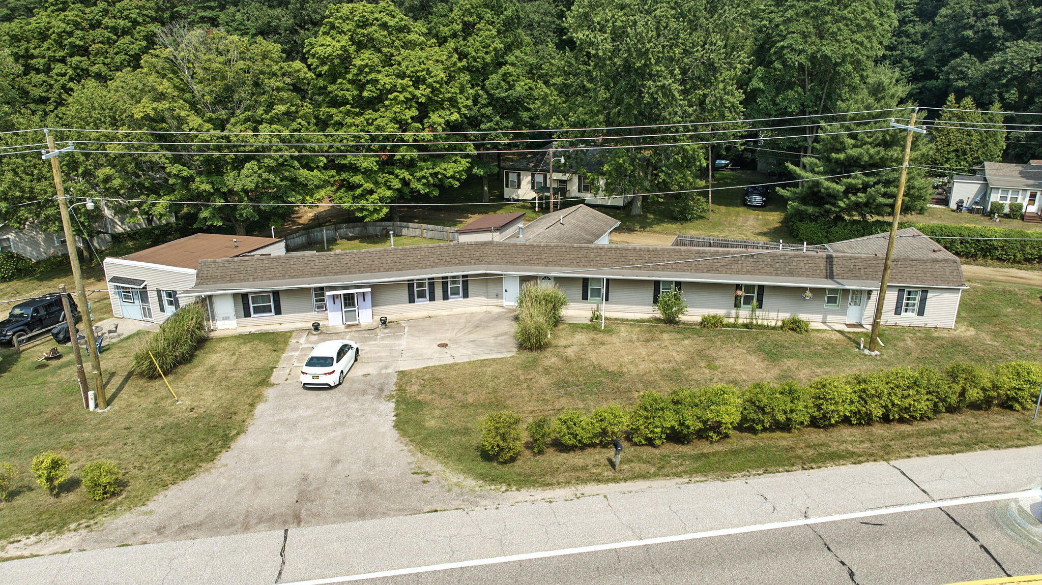 6128 M 63 N Property Photo 1