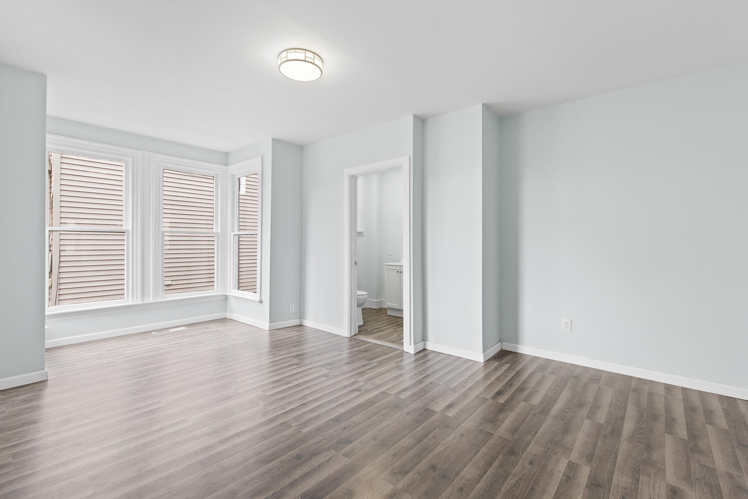 143 Park Street Property Photo 6