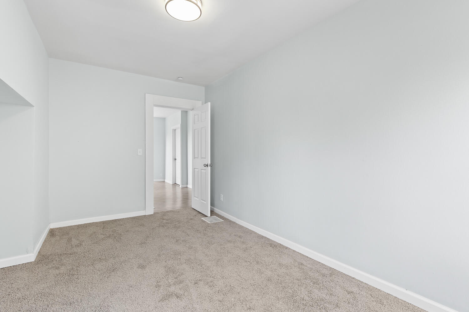 143 Park Street Property Photo 19