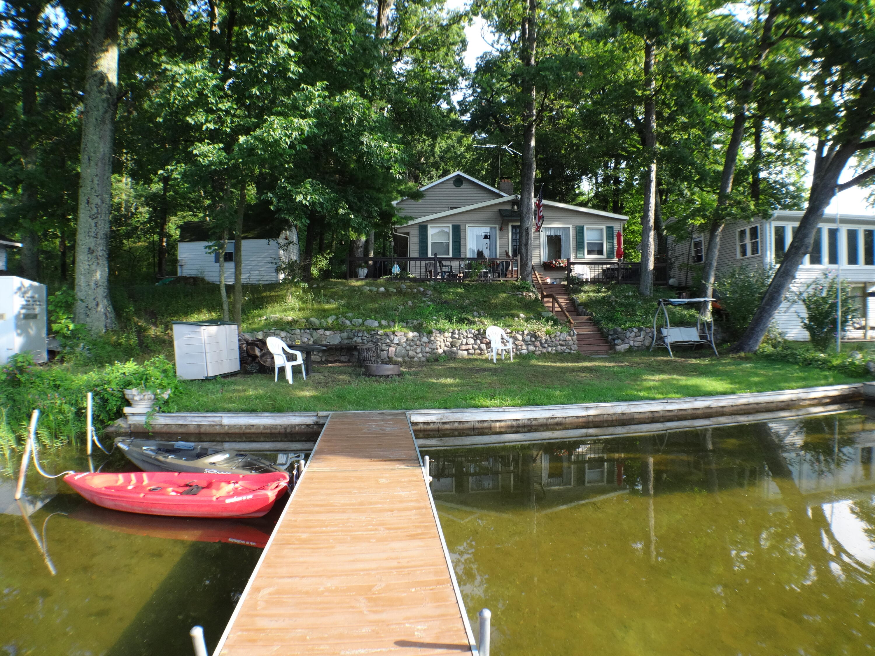 5701 Head Lake Road Property Photo 2