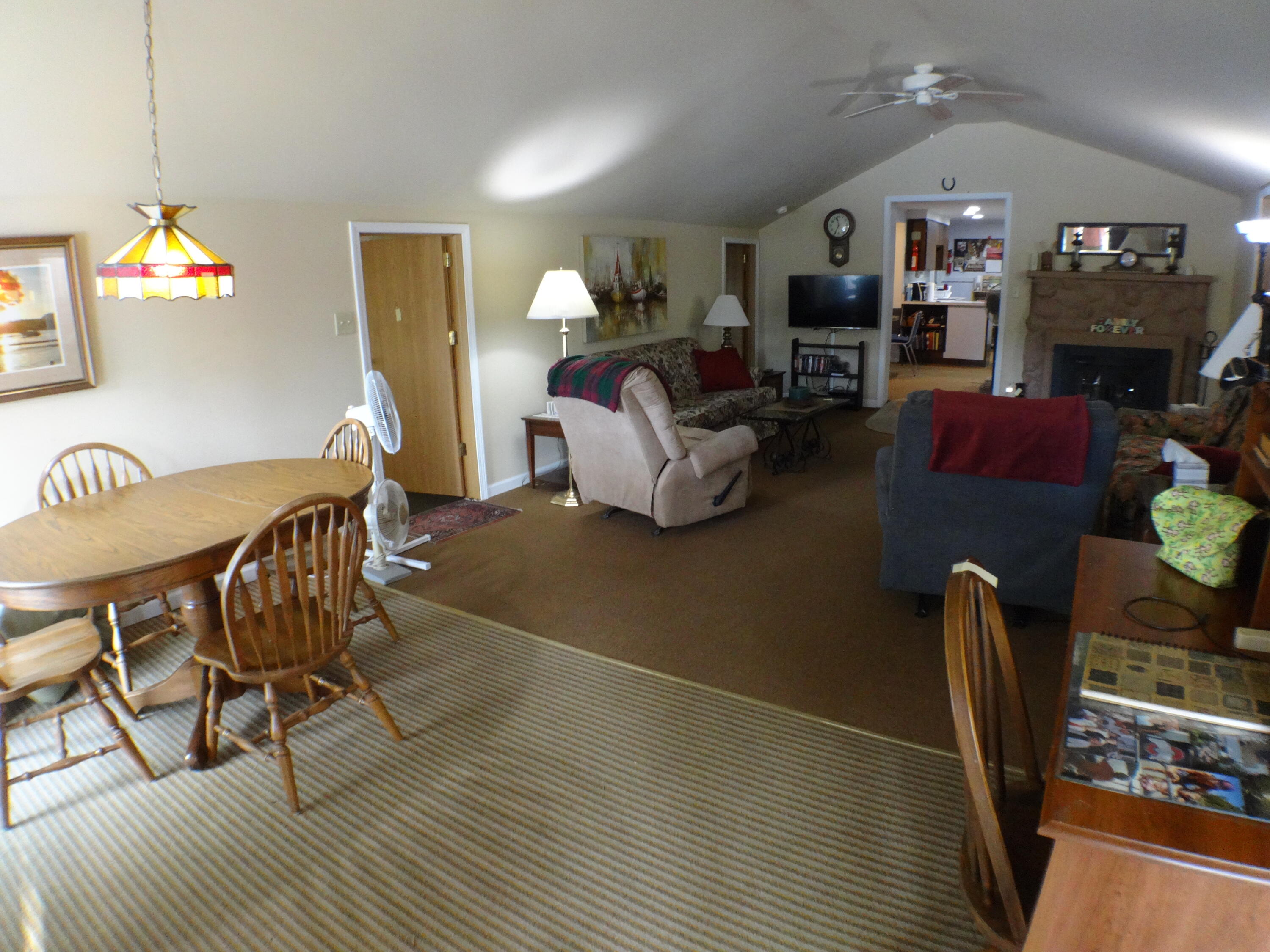 5701 Head Lake Road Property Photo 14