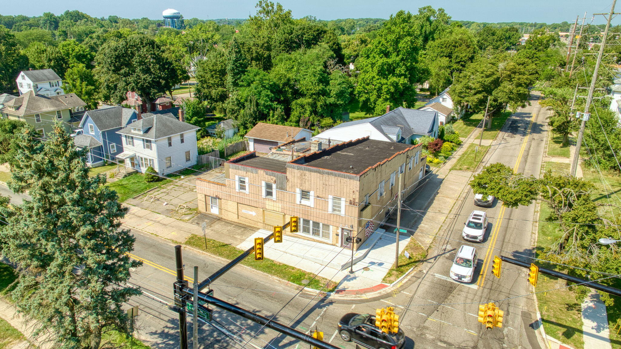 1314 Lansing Avenue Property Photo 1