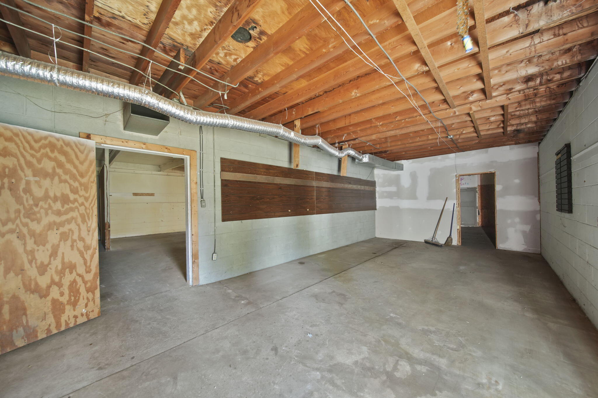 1314 Lansing Avenue Property Photo 16