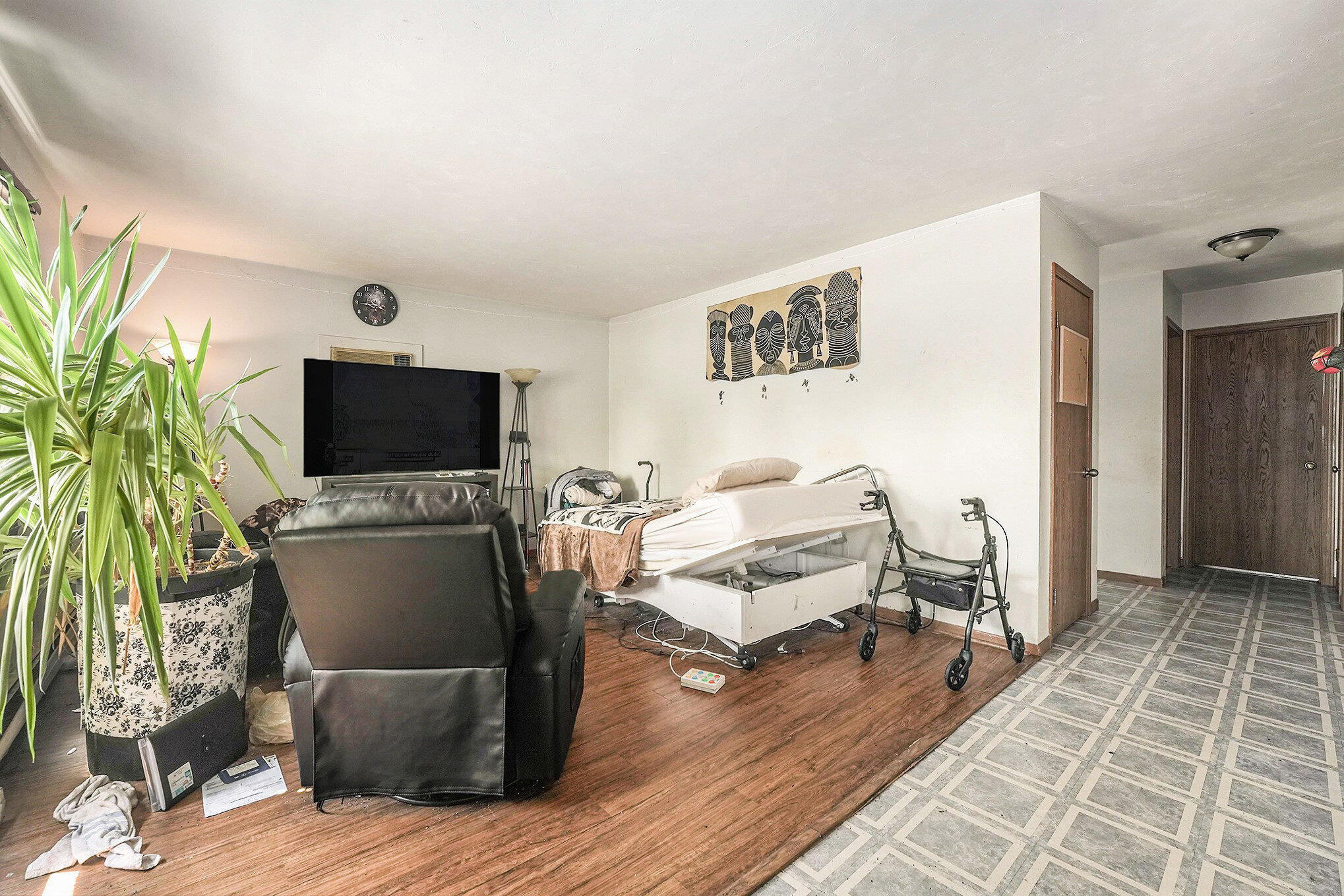 403 Stratford Way Property Photo 12