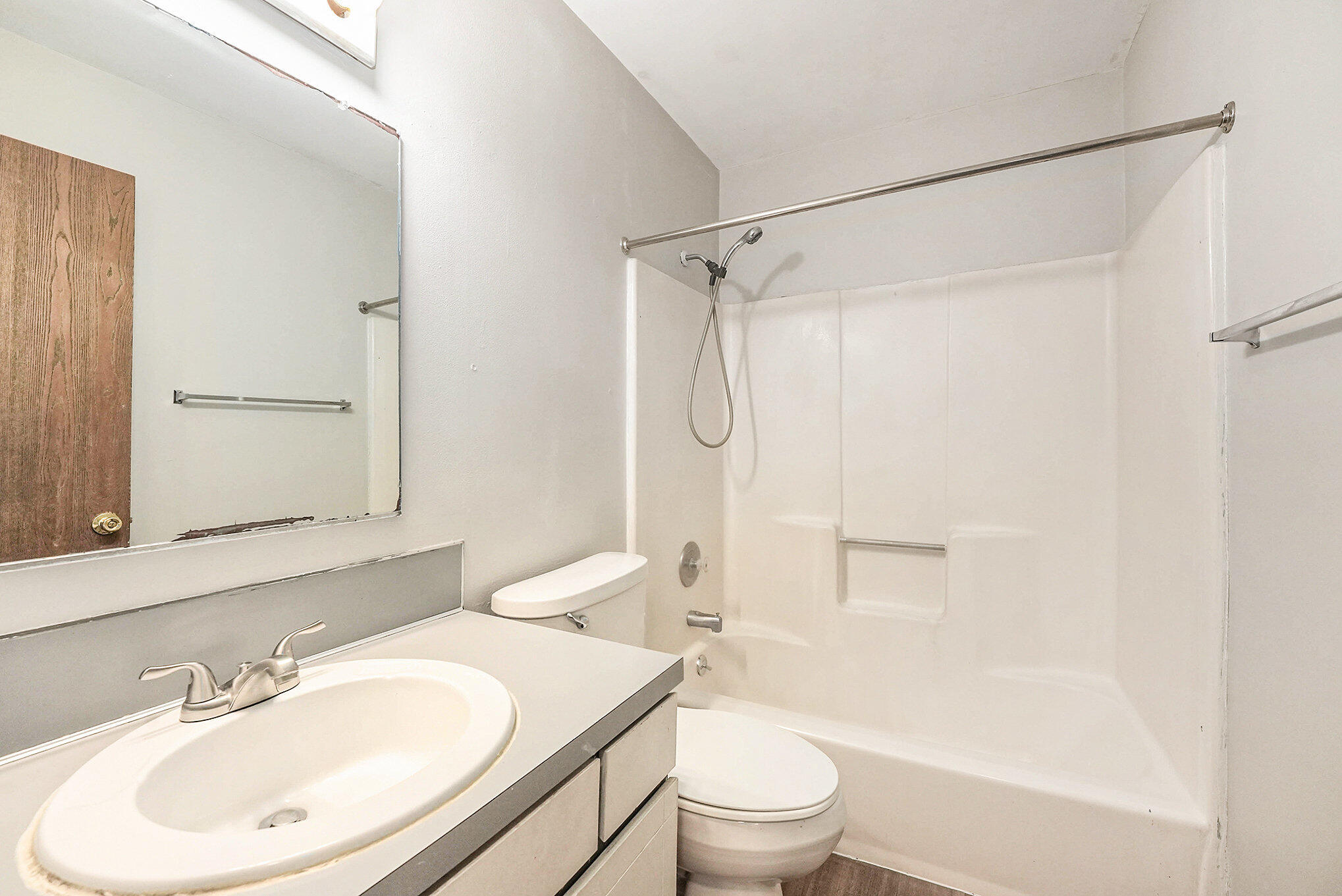 403 Stratford Way Property Photo 17