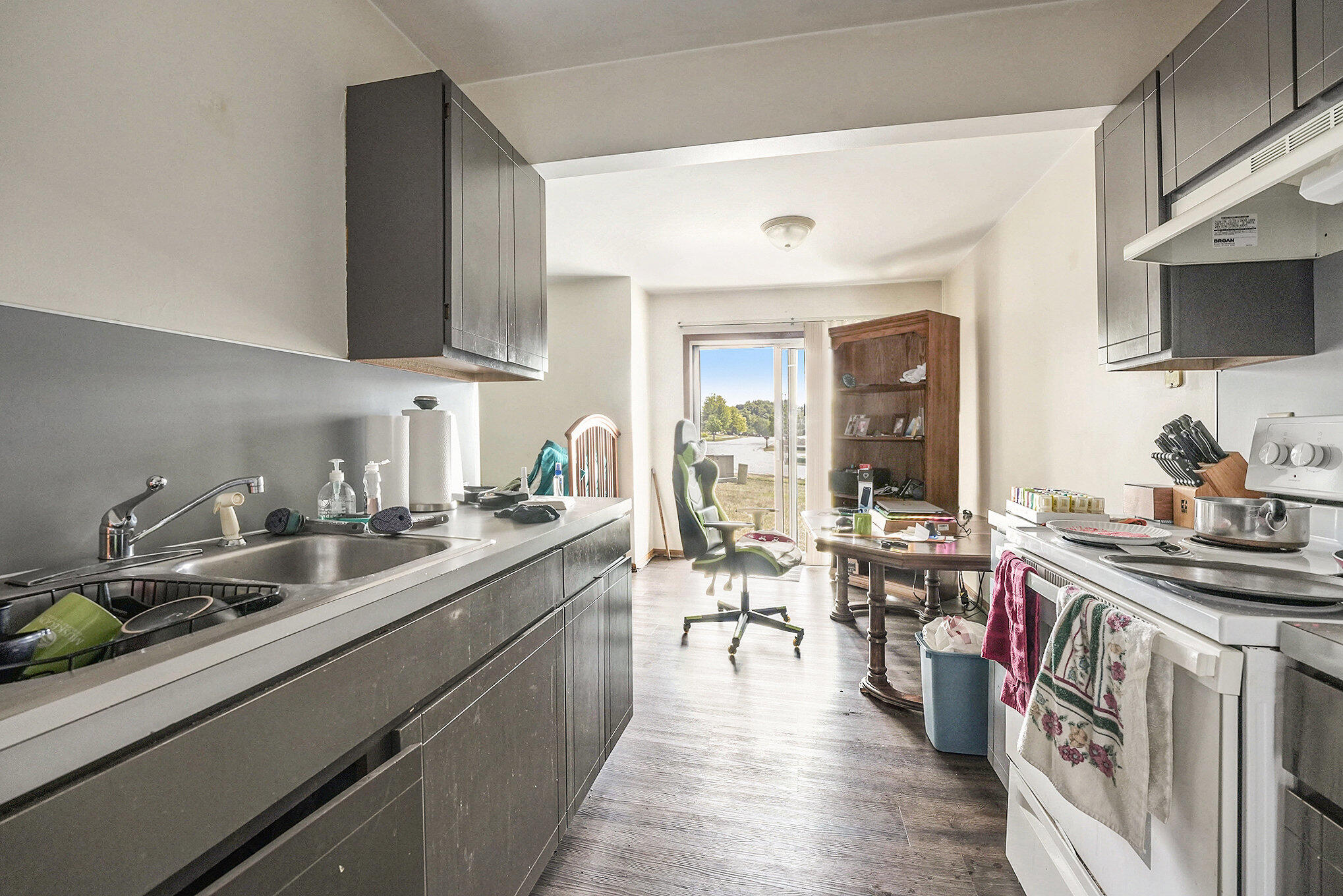 403 Stratford Way Property Photo 21