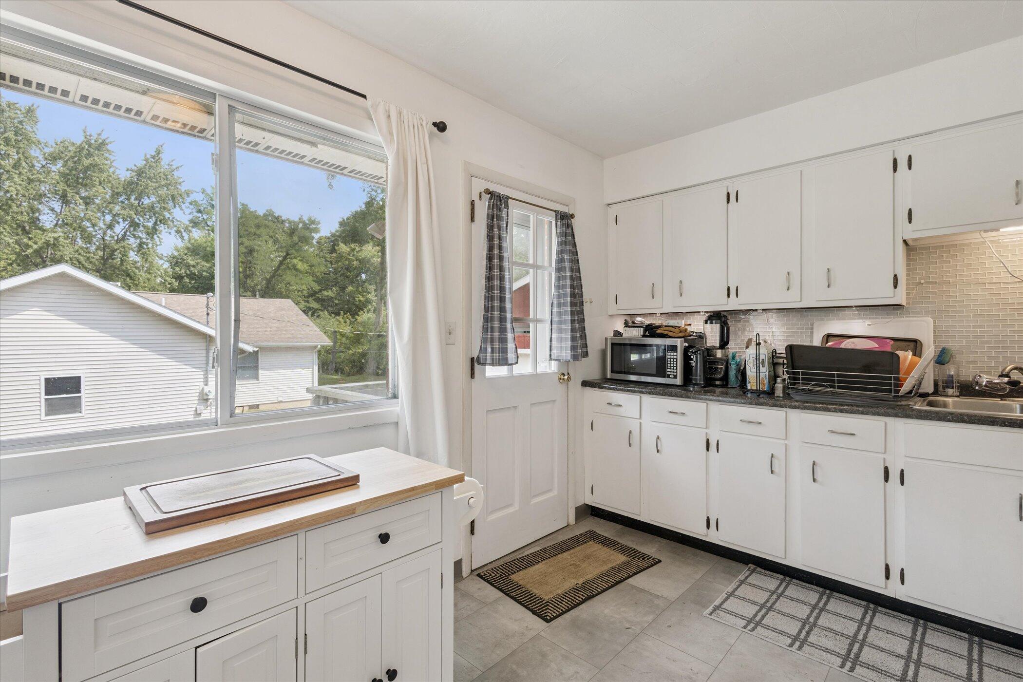 7039 Curtis Drive Property Photo 11